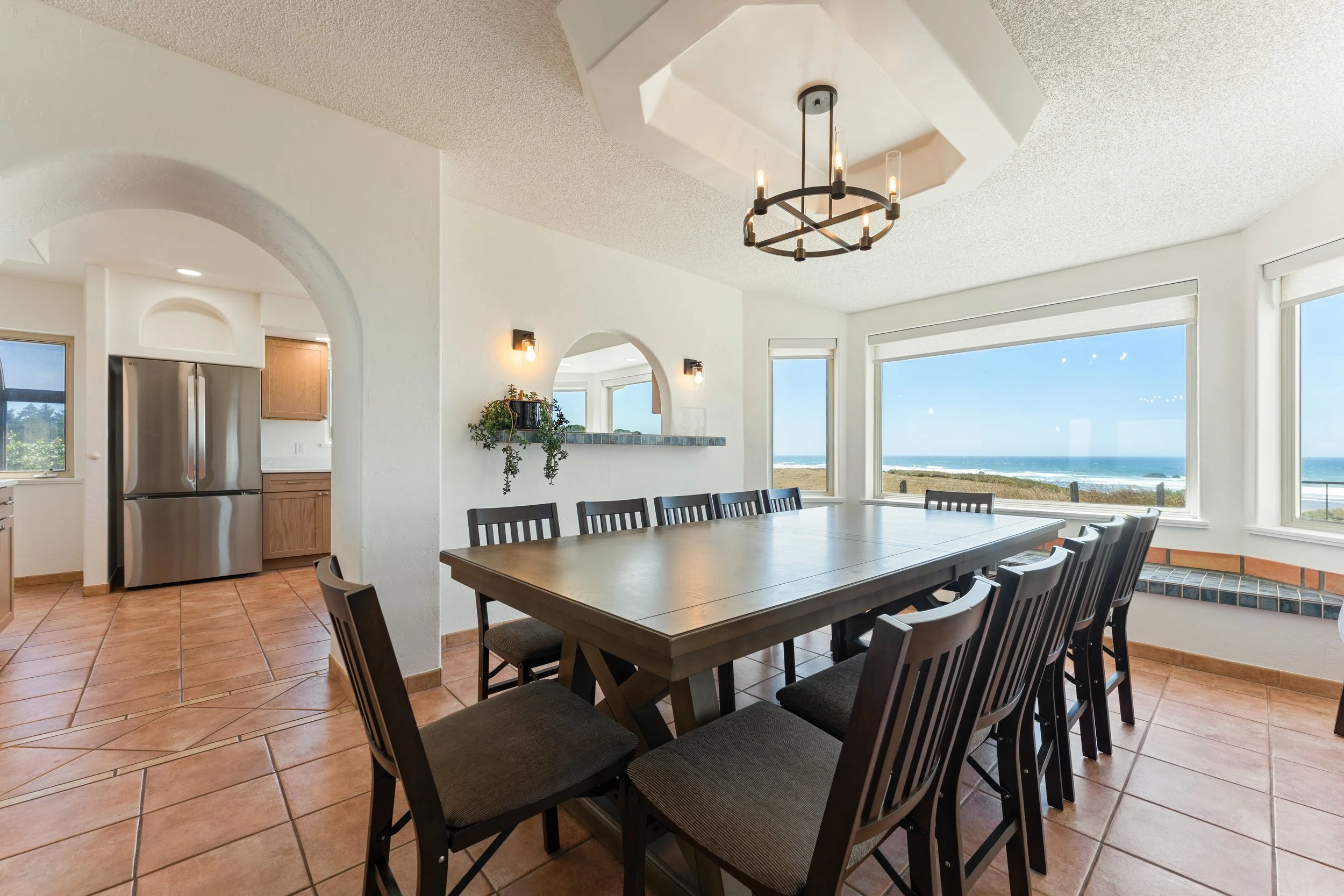 8DiningRoom1.jpg
