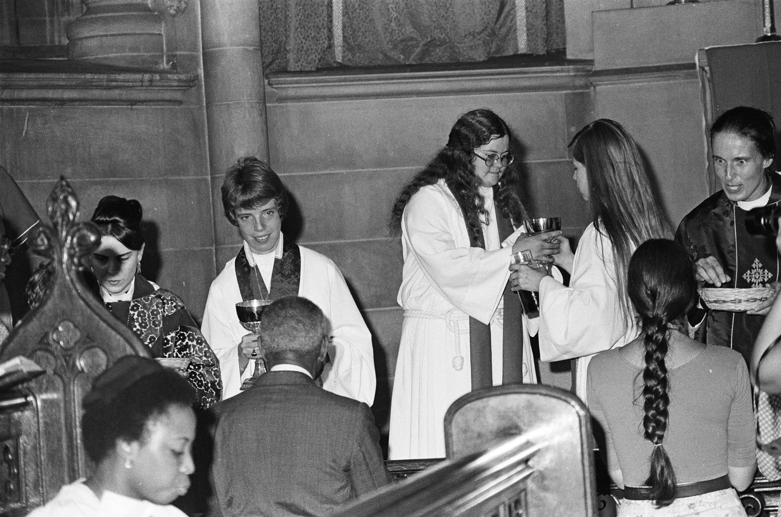 Brad Hess black and white photograph, copyright Darlene O'Dell, Church of the Advocate, Philadelphia Eleven ordinations, 1974, women priests, Episcopal, July, media, Carter Heyward, Merrill Bittner,