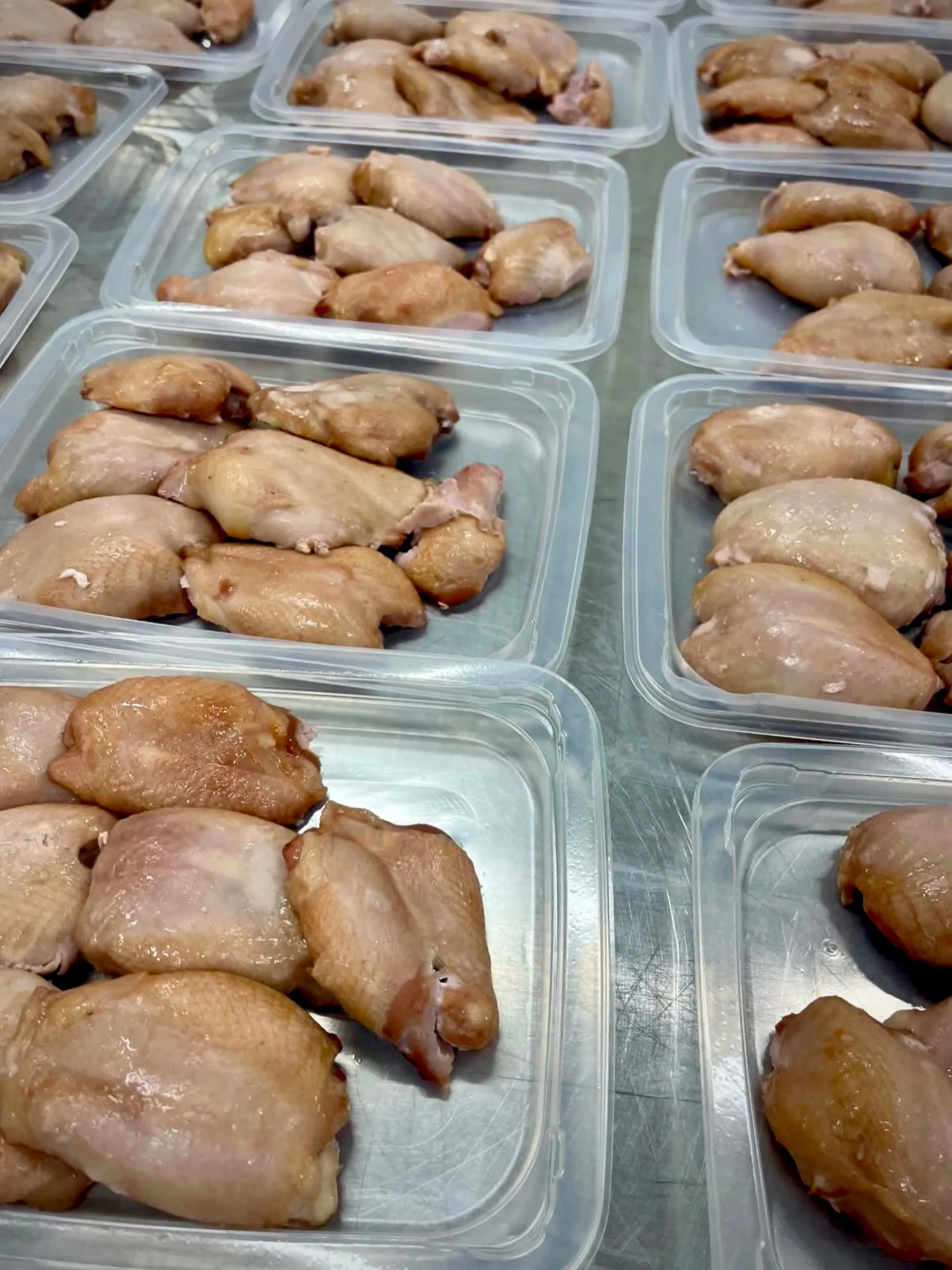 You can guess what&rsquo;s on the menu tonight 🍴🍴

Smoked quail breast 🐥