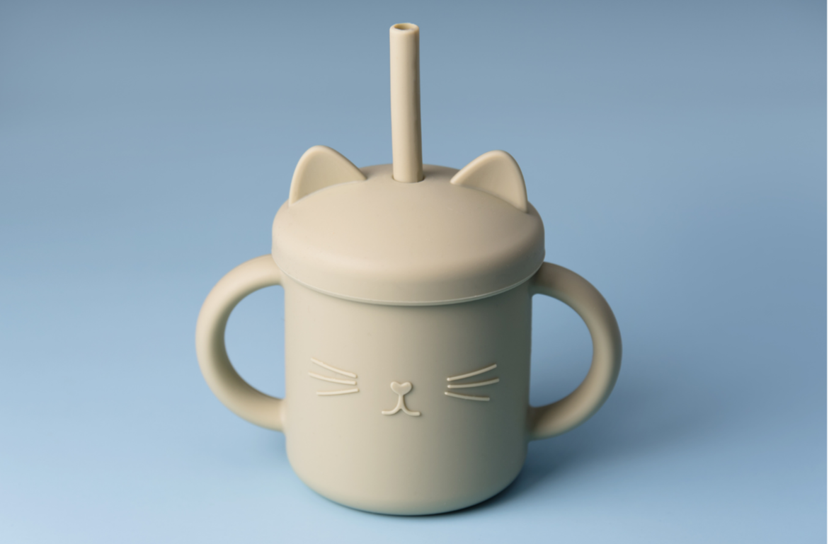 A Speech Therapist’s Guide to Buying Toddler Cups