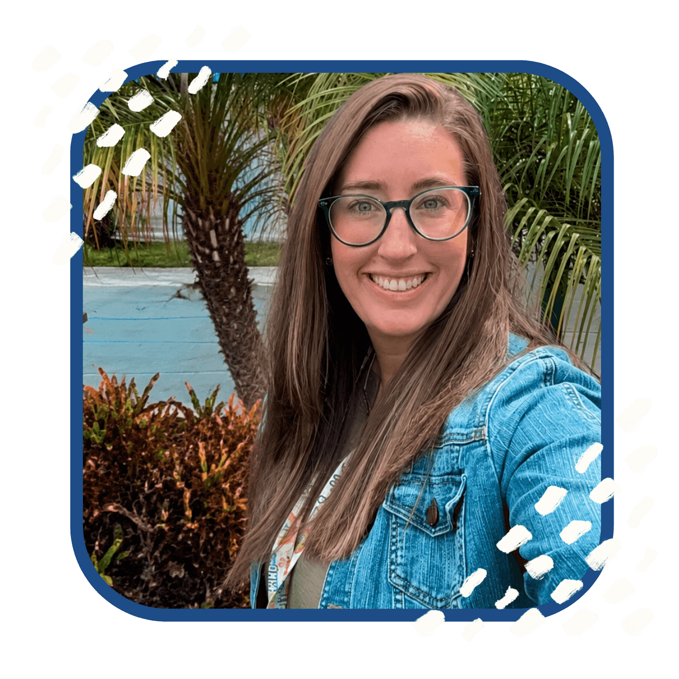 Meet Ms. Lauren, owner of Crescent Kids Therapy in Fort Myers, FL a speech and feeding clinic.