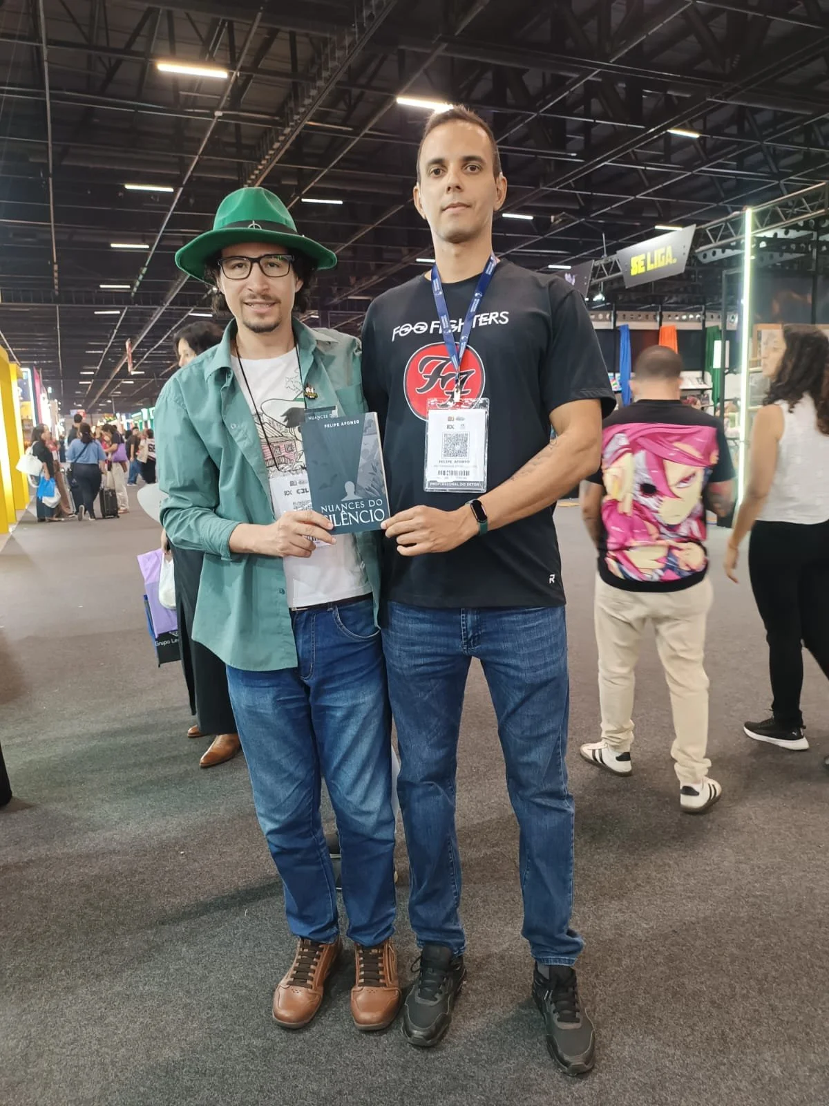 leitor-com-autor-nuances-do-silencio.jpg