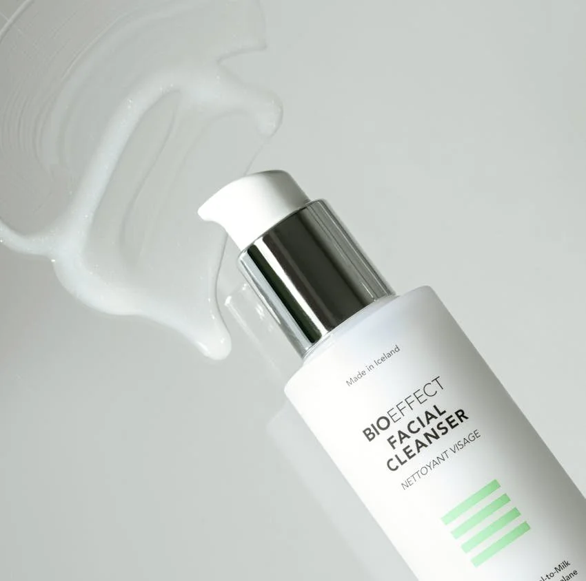65d8945f3a605798c18c290e_BIO_FacialCleanser_thumbnail-2.png