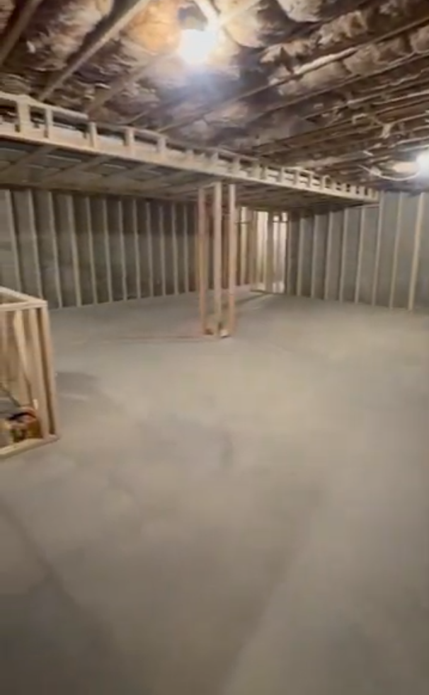 basement framing for mobile.png