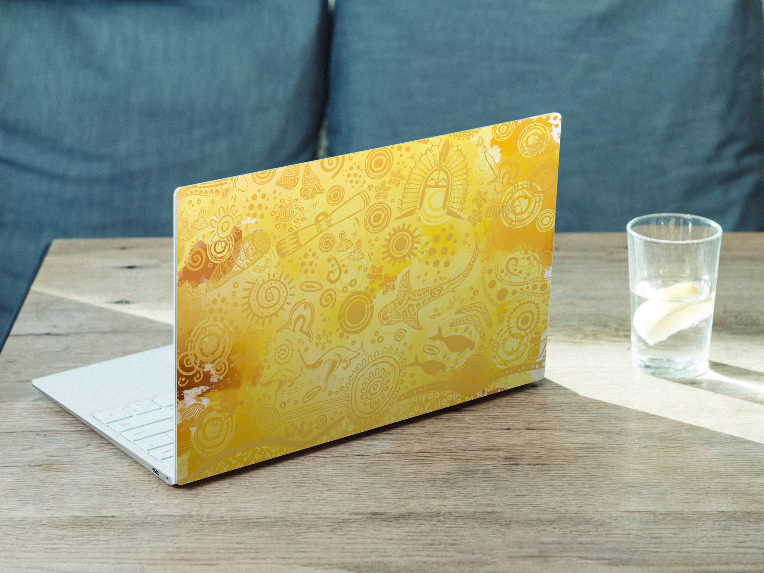 laptop-back-cover-mockup.png