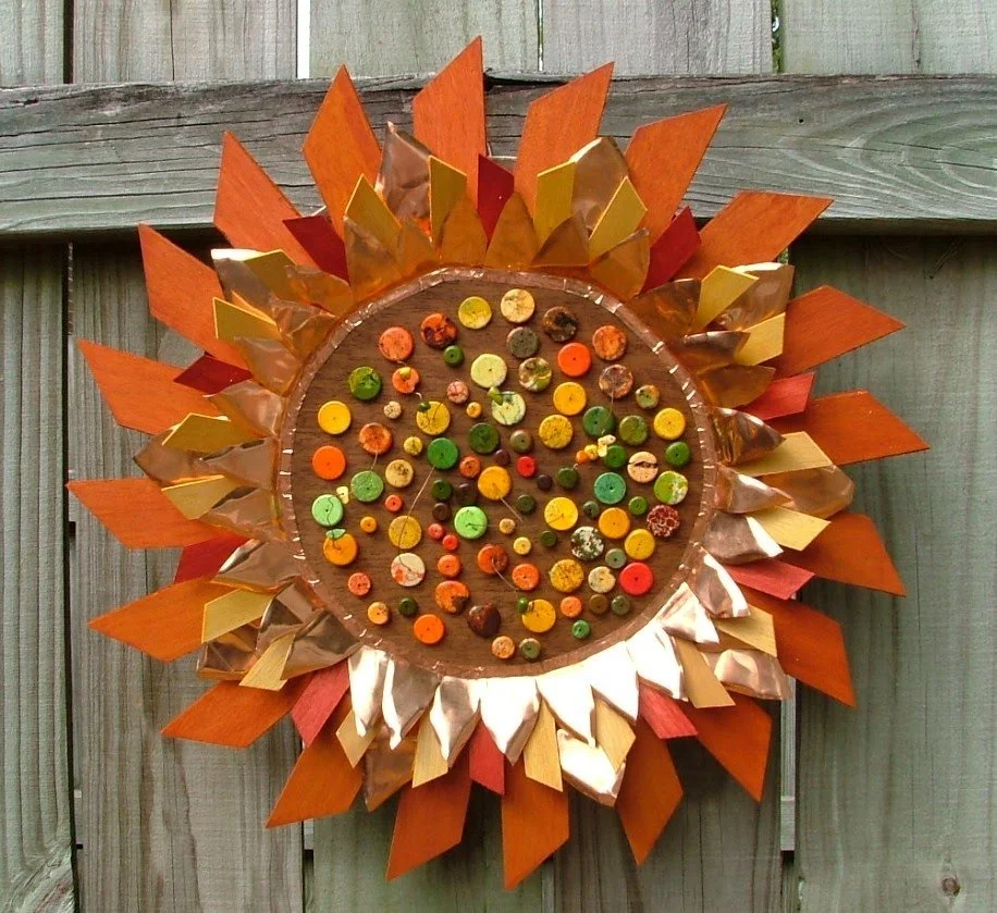Sunspots | 
Retune Nashville Event, 2010 | 
Mixed media on recovered banjo back
- Collector: Nashville, TN