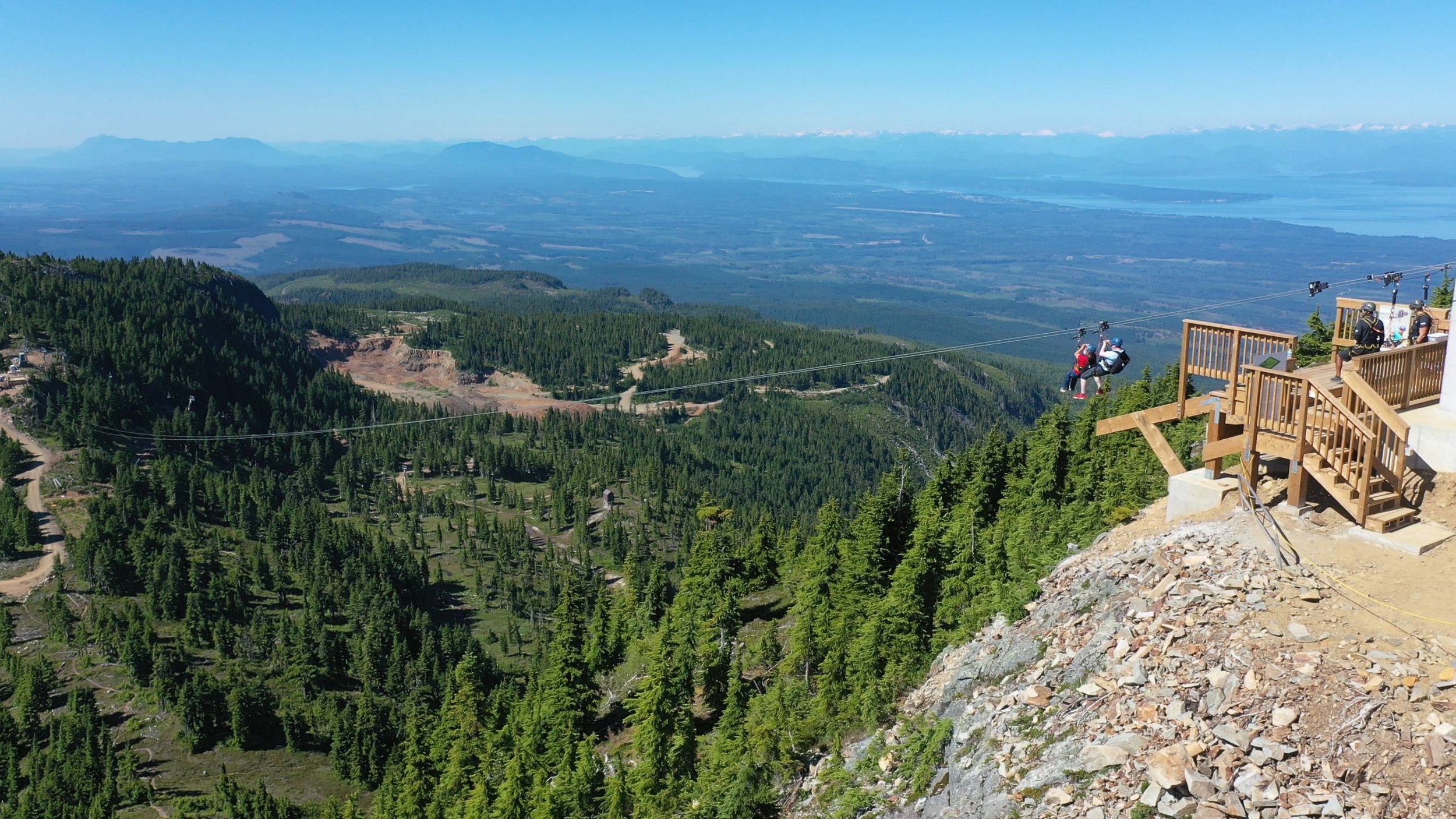 DJI_0237_EaglesFlight.jpg