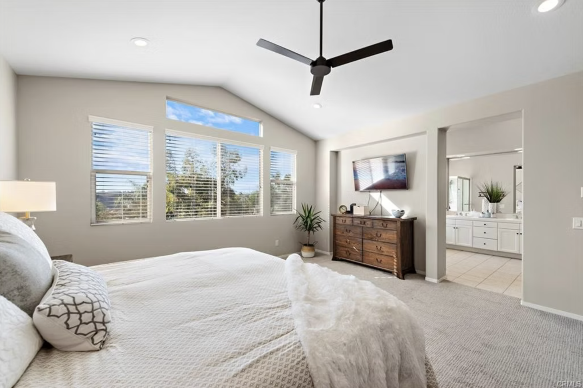 SOLD $1,235,000  |  Meadowood
