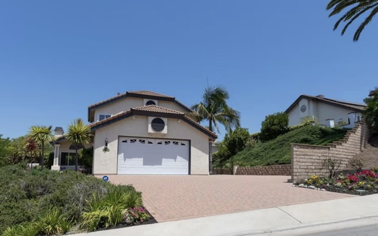 LEASED $1,575,000  |  Calle Nuevo, San Clemente
