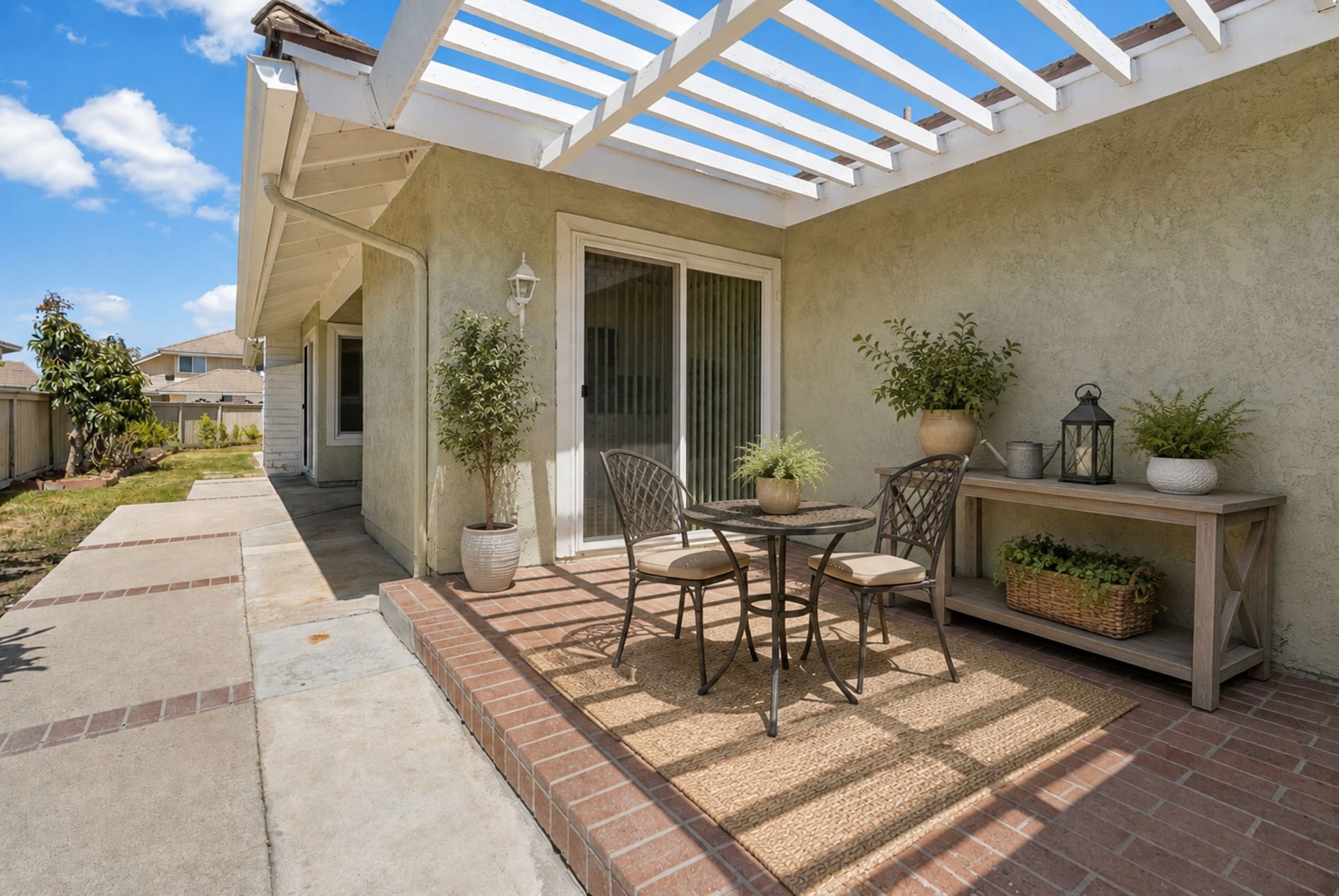 12_virtual stage-kitchen patio.jpg