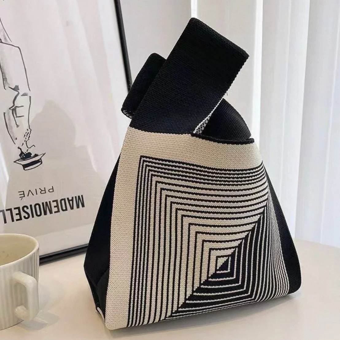 Geometry Tote Black&White.jpg