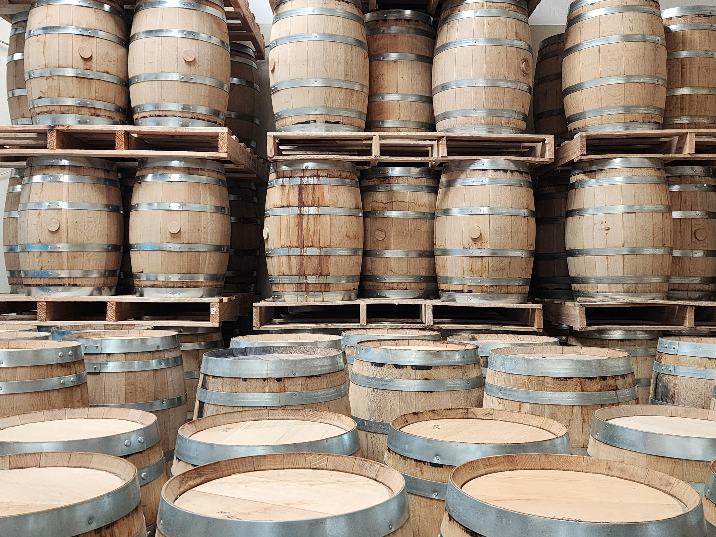 Whiskey aging