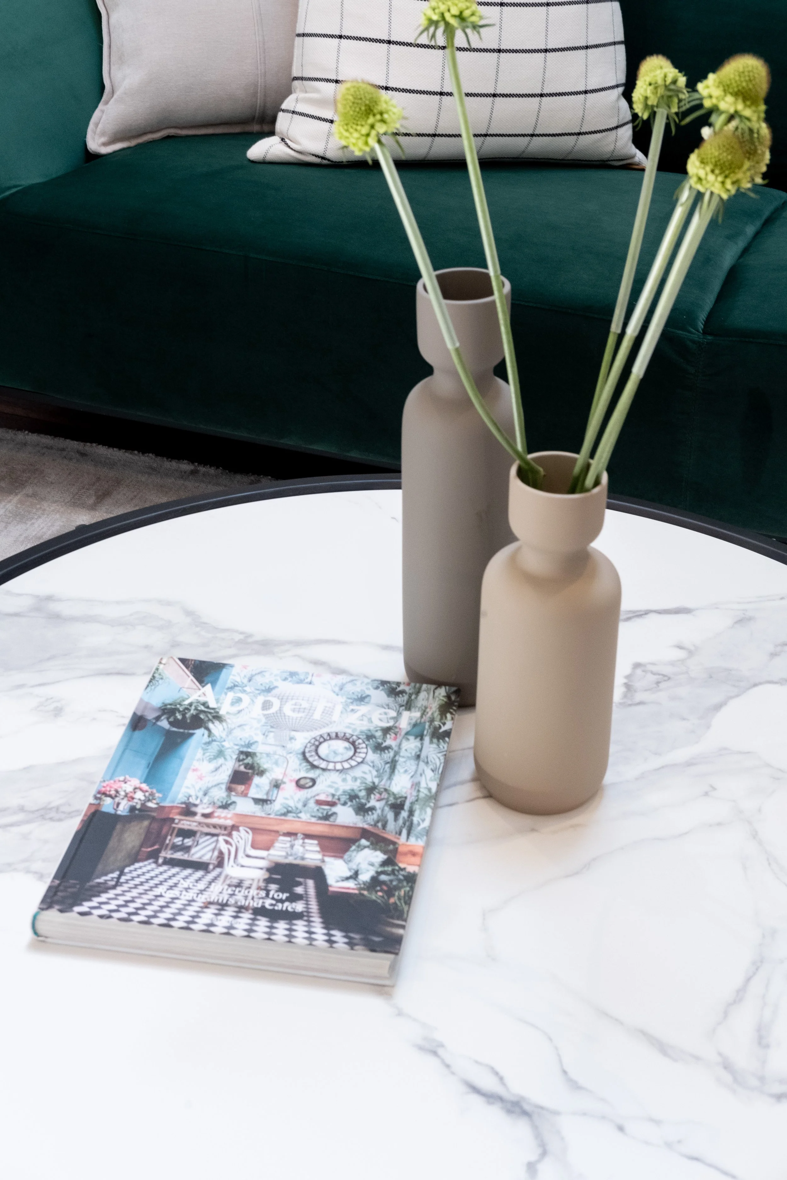 How to: Style a coffee table like a pro. 