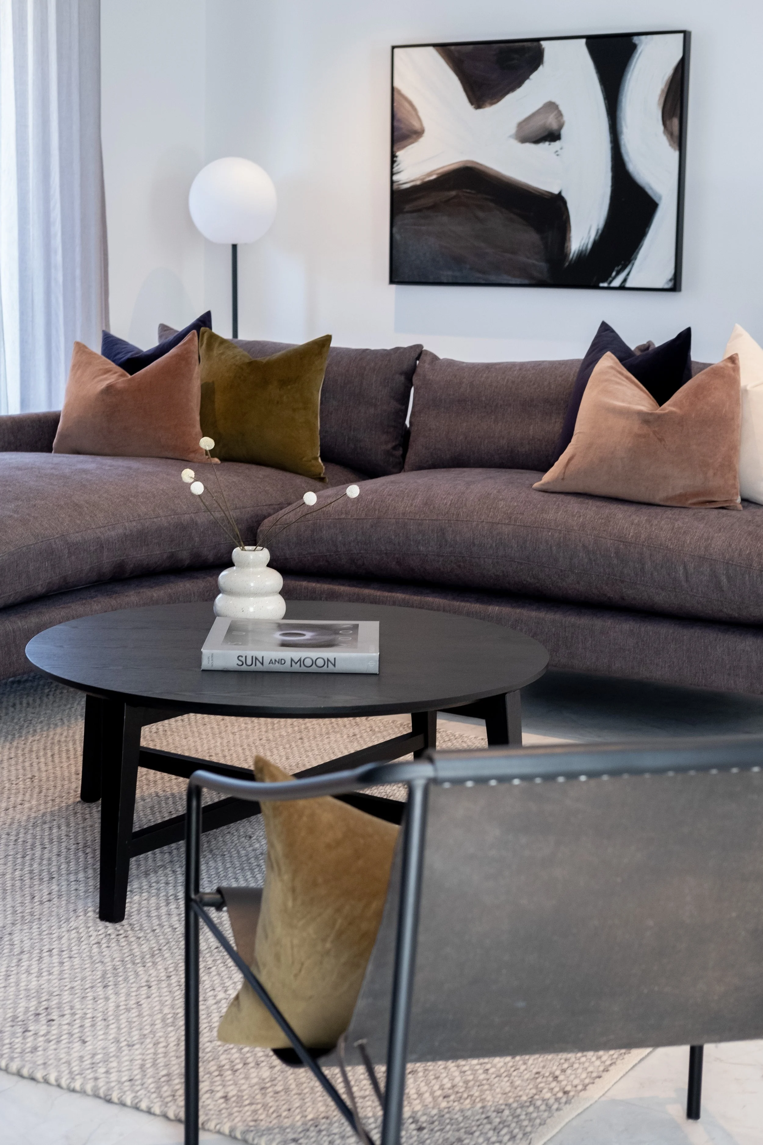 Staging Hacks: How to optimise your furniture layout.