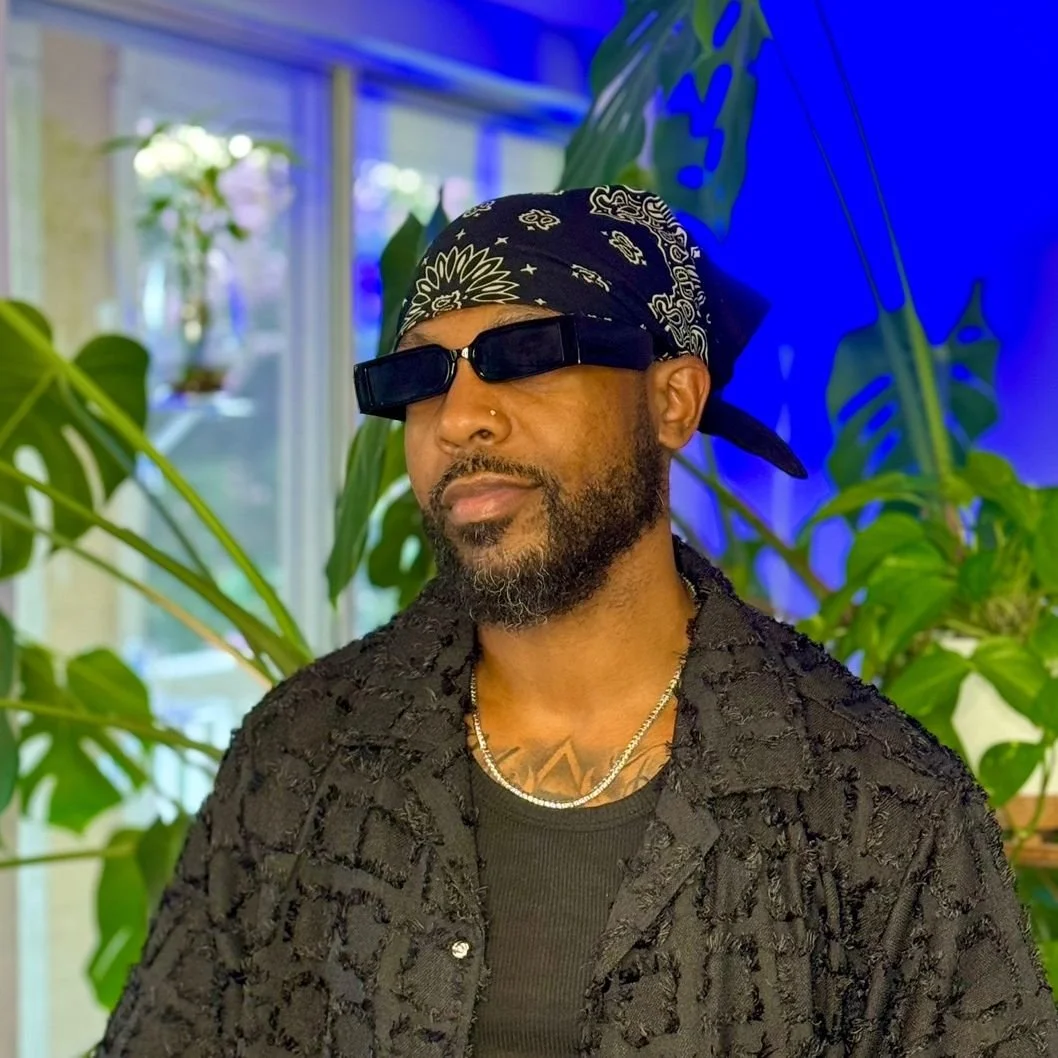 Mello Will creates manifesting music that you can't stop listening to.