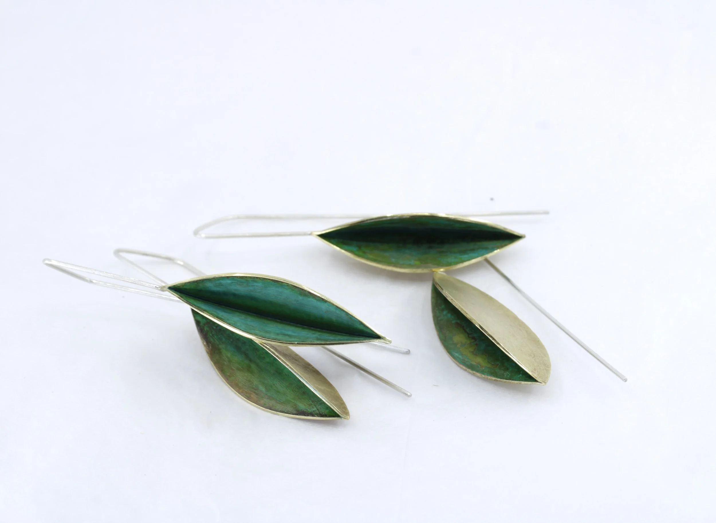 pods_earrings_nm