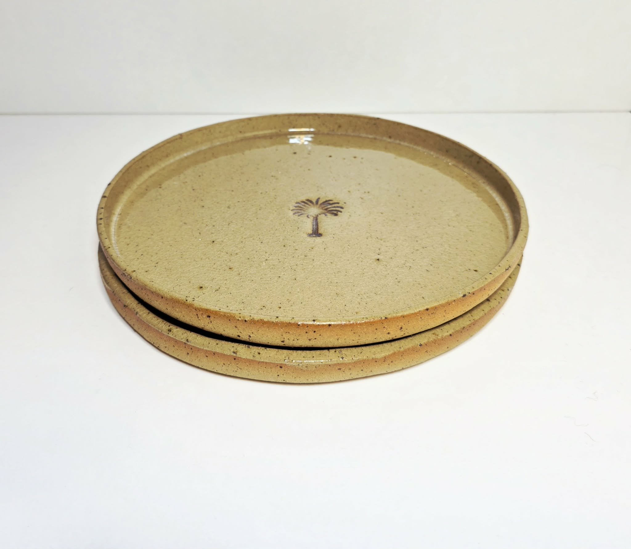 Palm dinner plate 2.jpeg