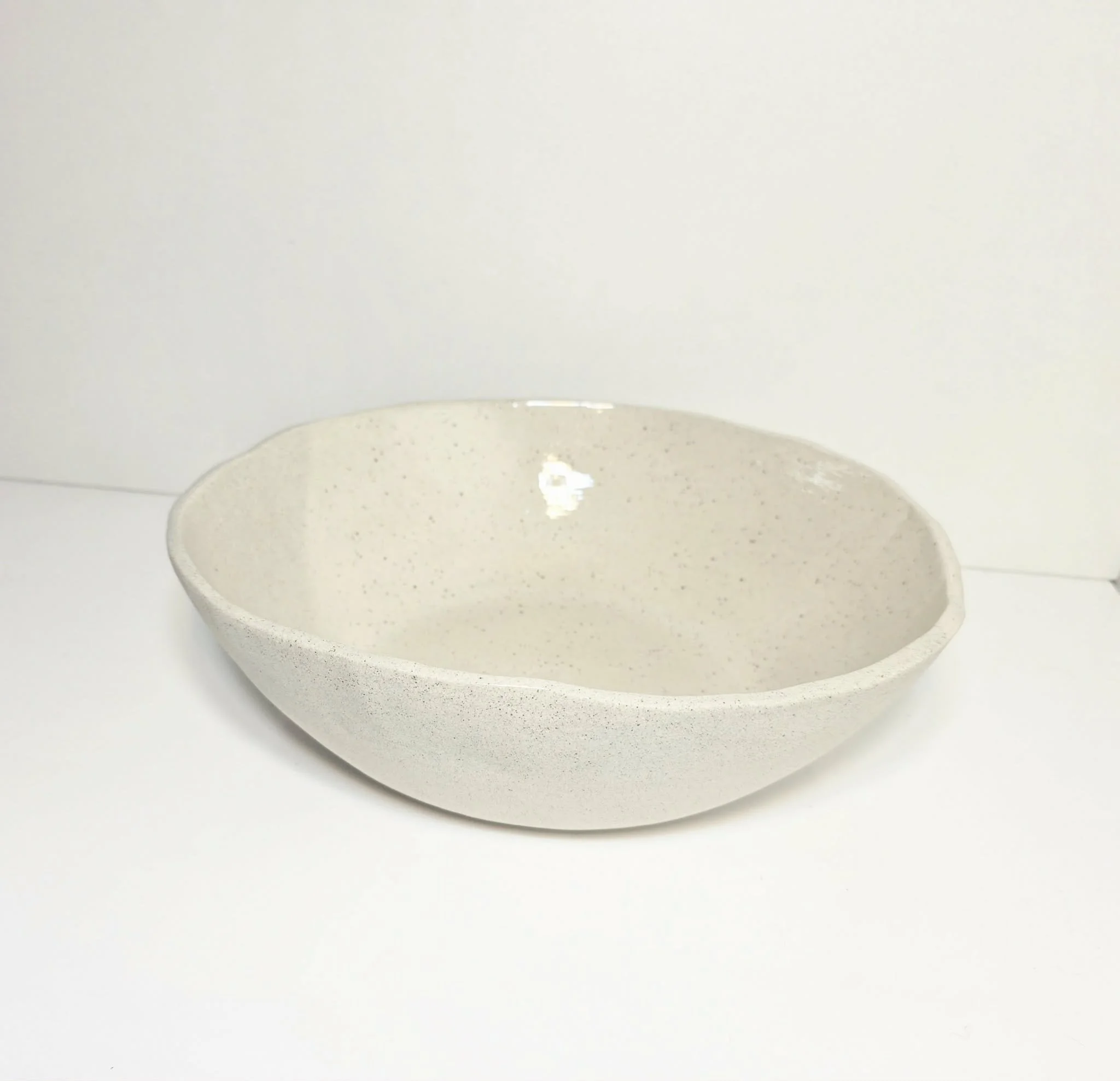 Grey Scale Round Bowl Large 1.jpeg