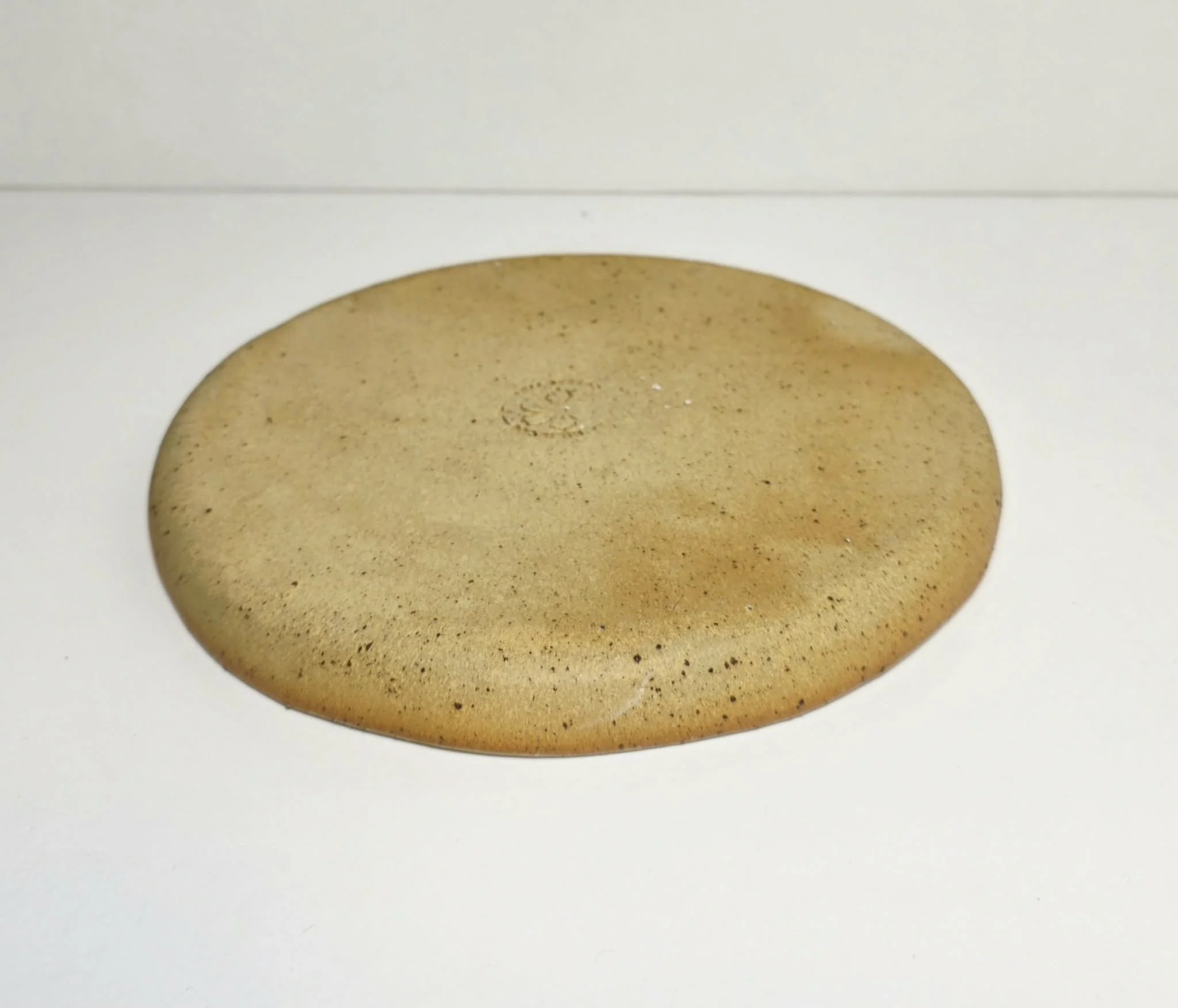 Palm Medium Gloss Plate Base.jpeg