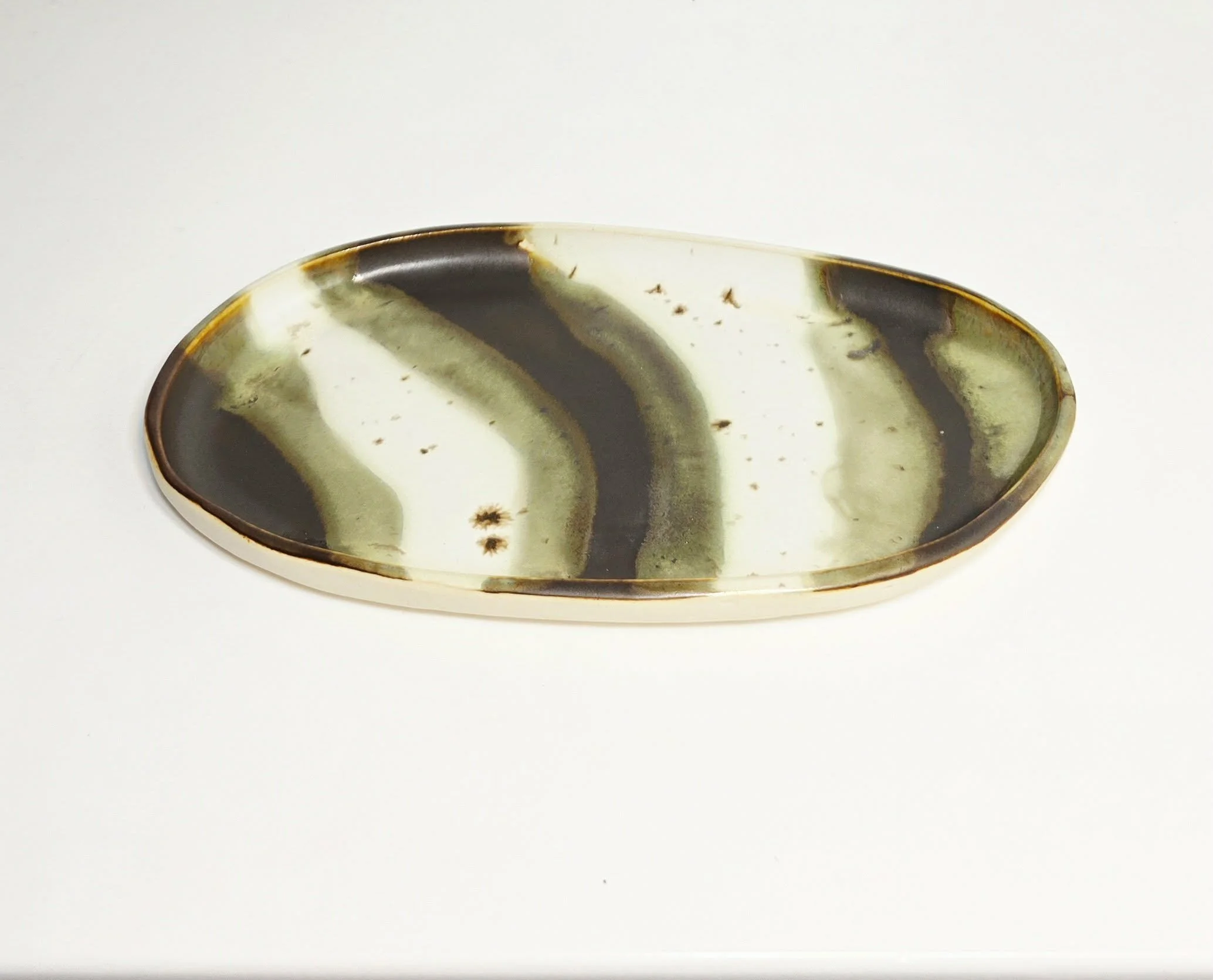 Small Oval pebble plate - Waiwera