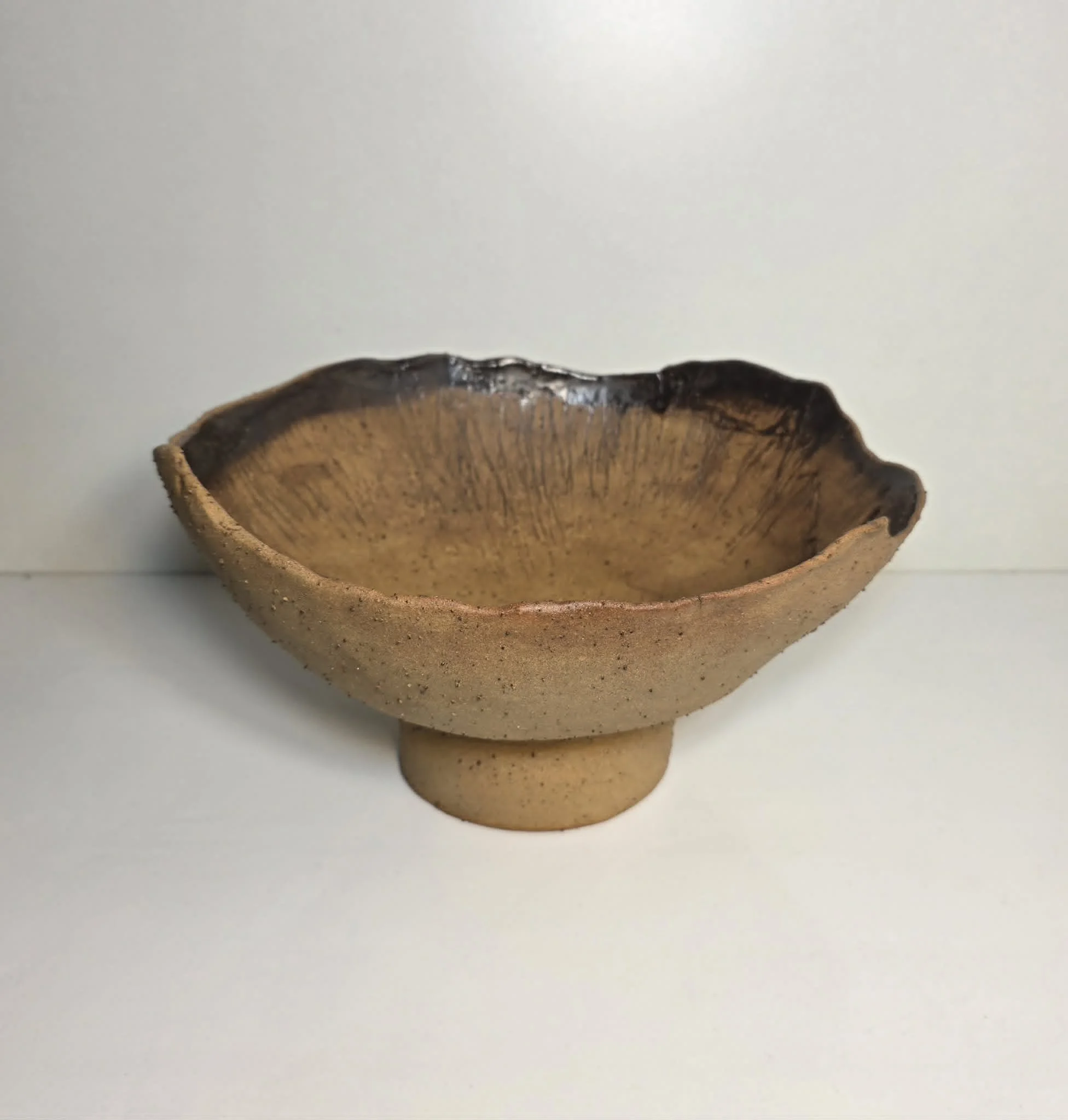 Round Pedistool Bowl - Coffee 2.jfif