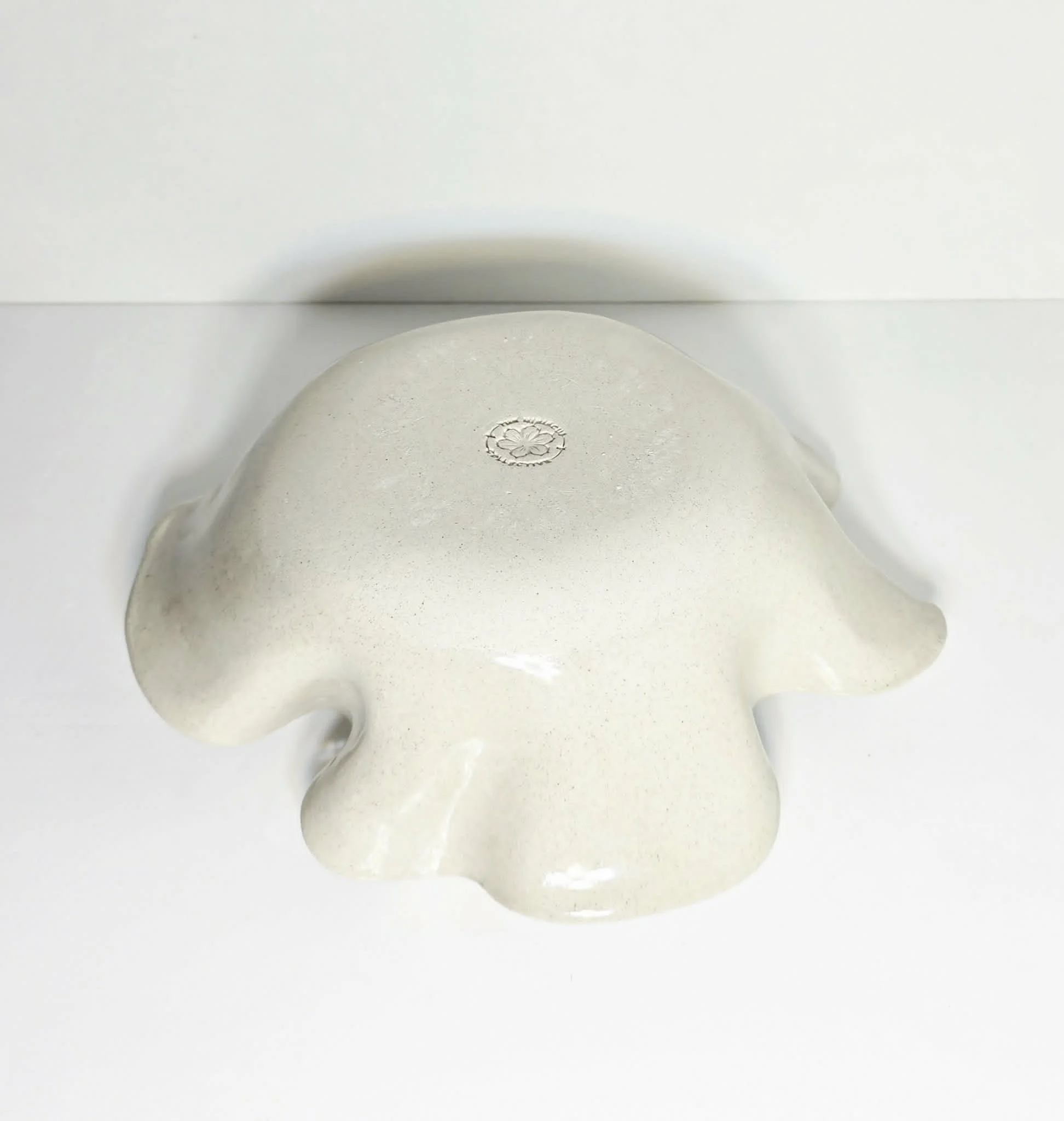 Grey Scale wavy bowl.jpeg