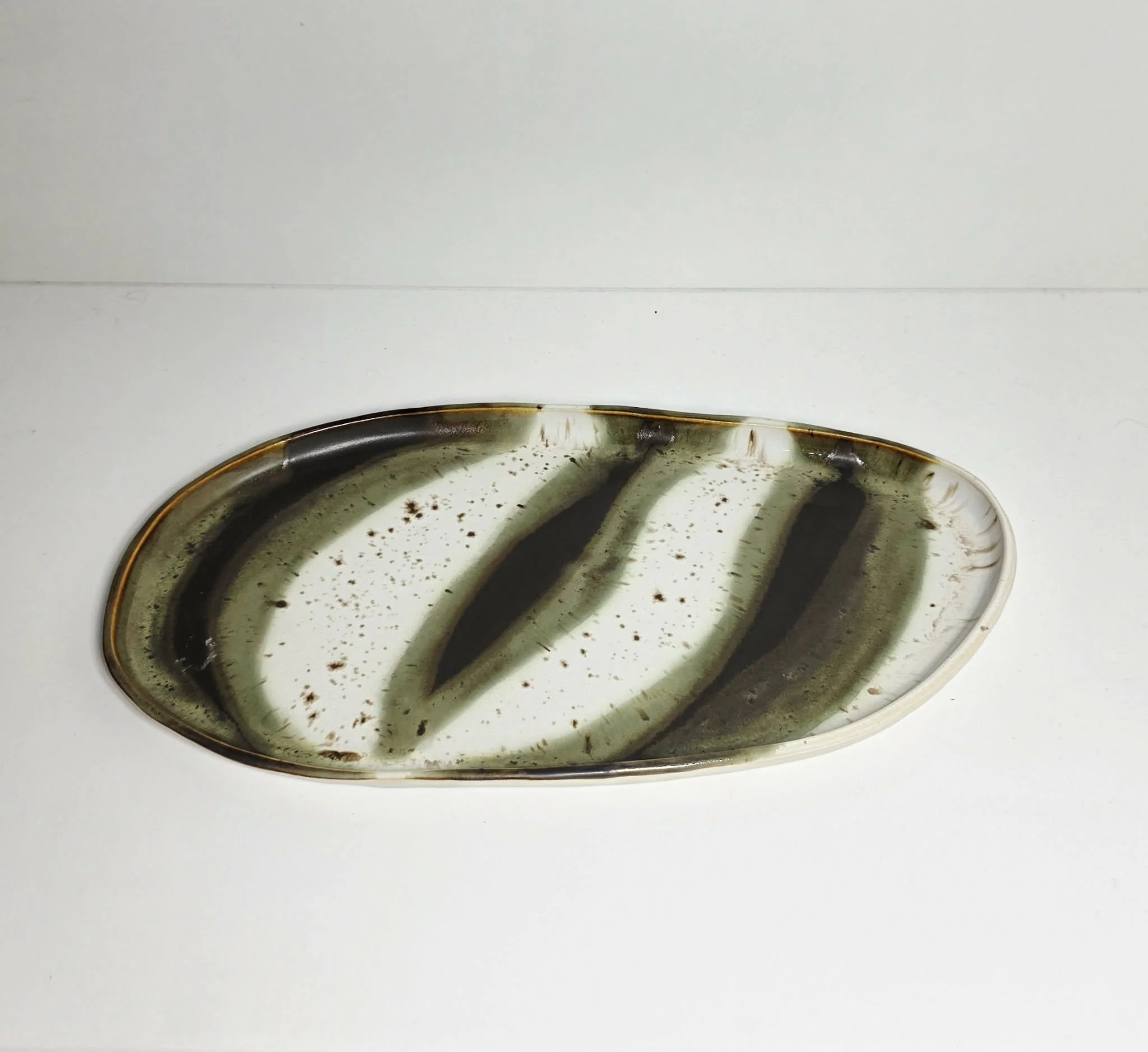 Waiwera Large Pebble plate.jpeg