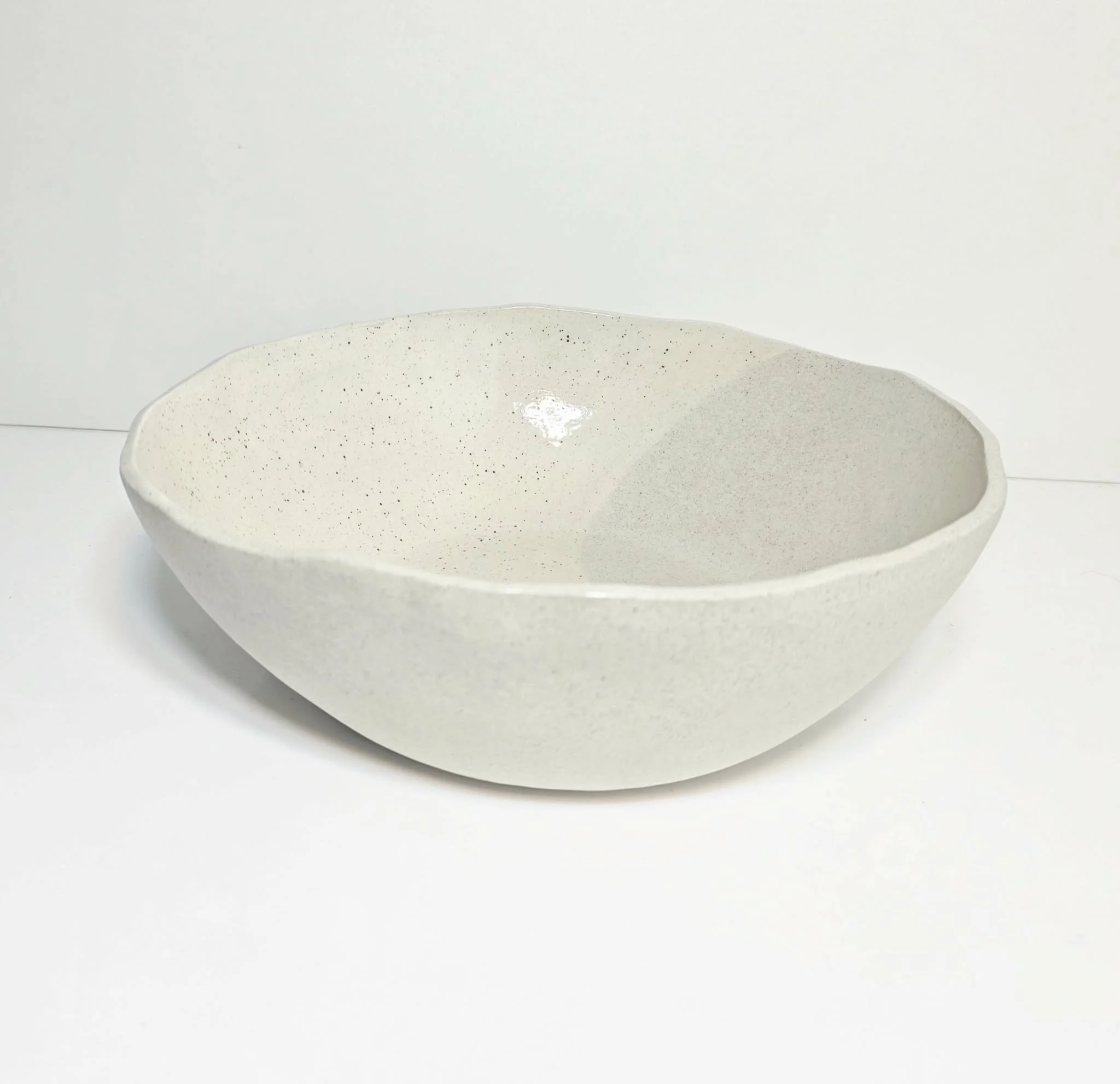 Grey Scale Round Bowl Large 3.jpeg