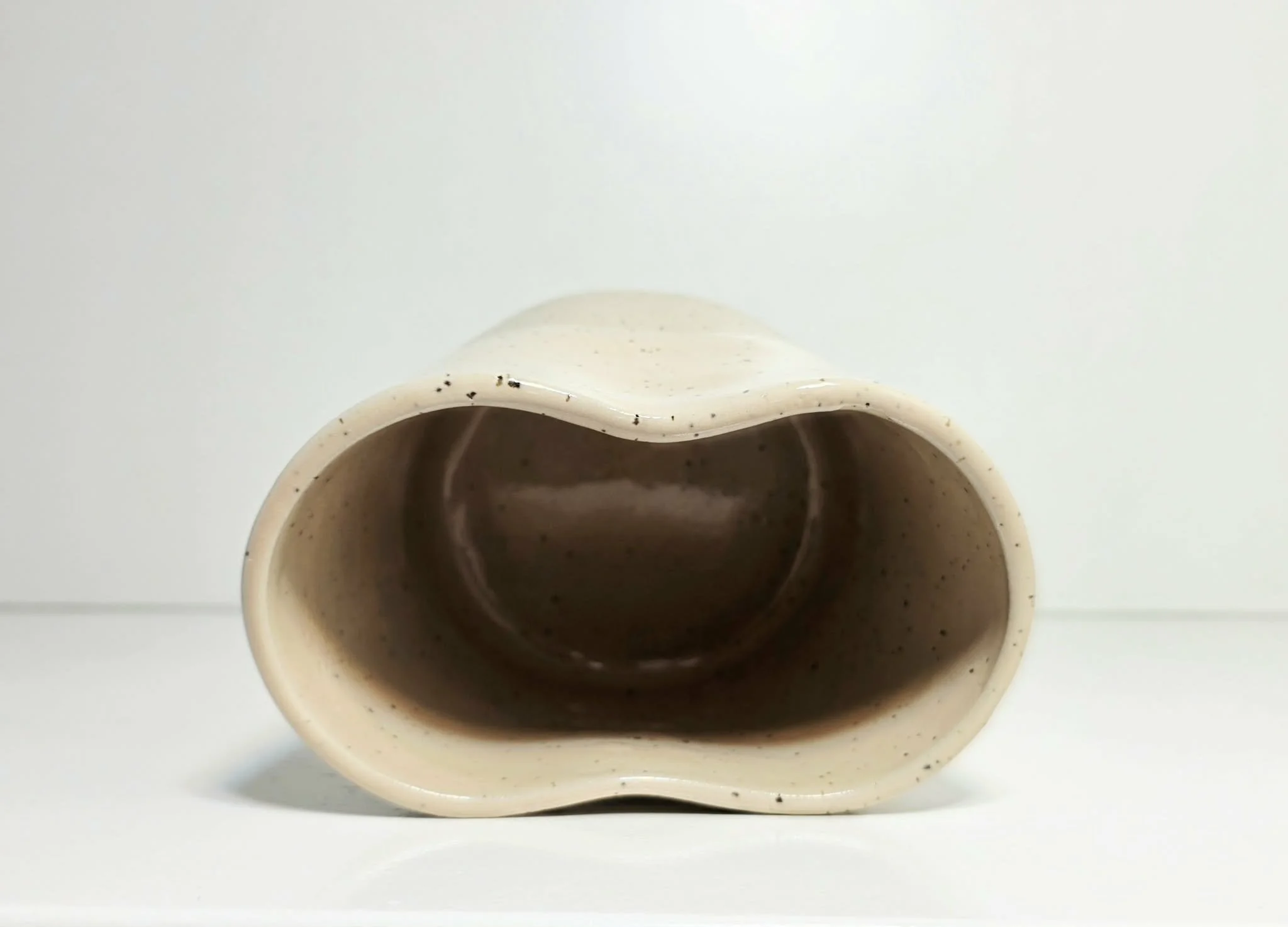 Peanut vase - Blush inner.jpeg