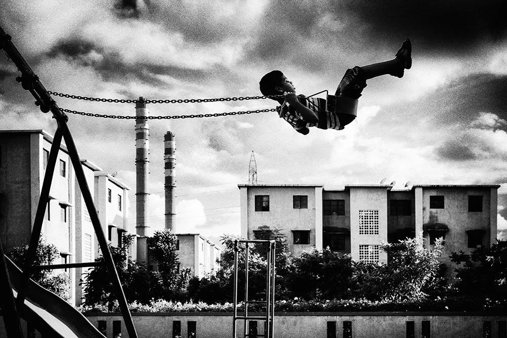 kaushal-parikh-art-black-and-white-photography-fragments-of-a-spinning-rock-00006.jpg