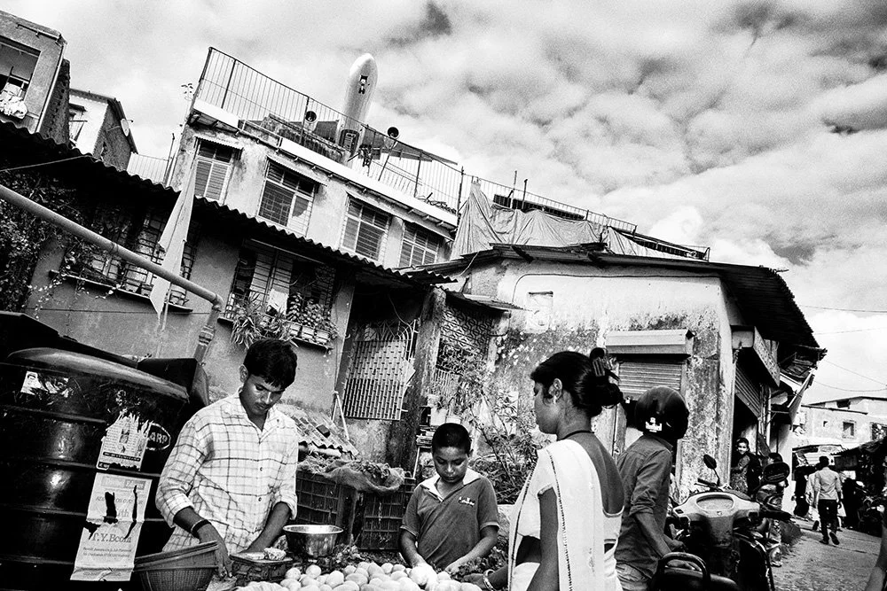 kaushal-parikh-art-black-and-white-photography-fragments-of-a-spinning-rock-00002.jpg