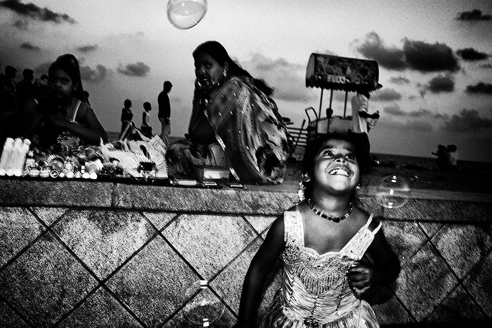 kaushal-parikh-art-black-and-white-photography-fragments-of-a-spinning-rock-00022.jpg