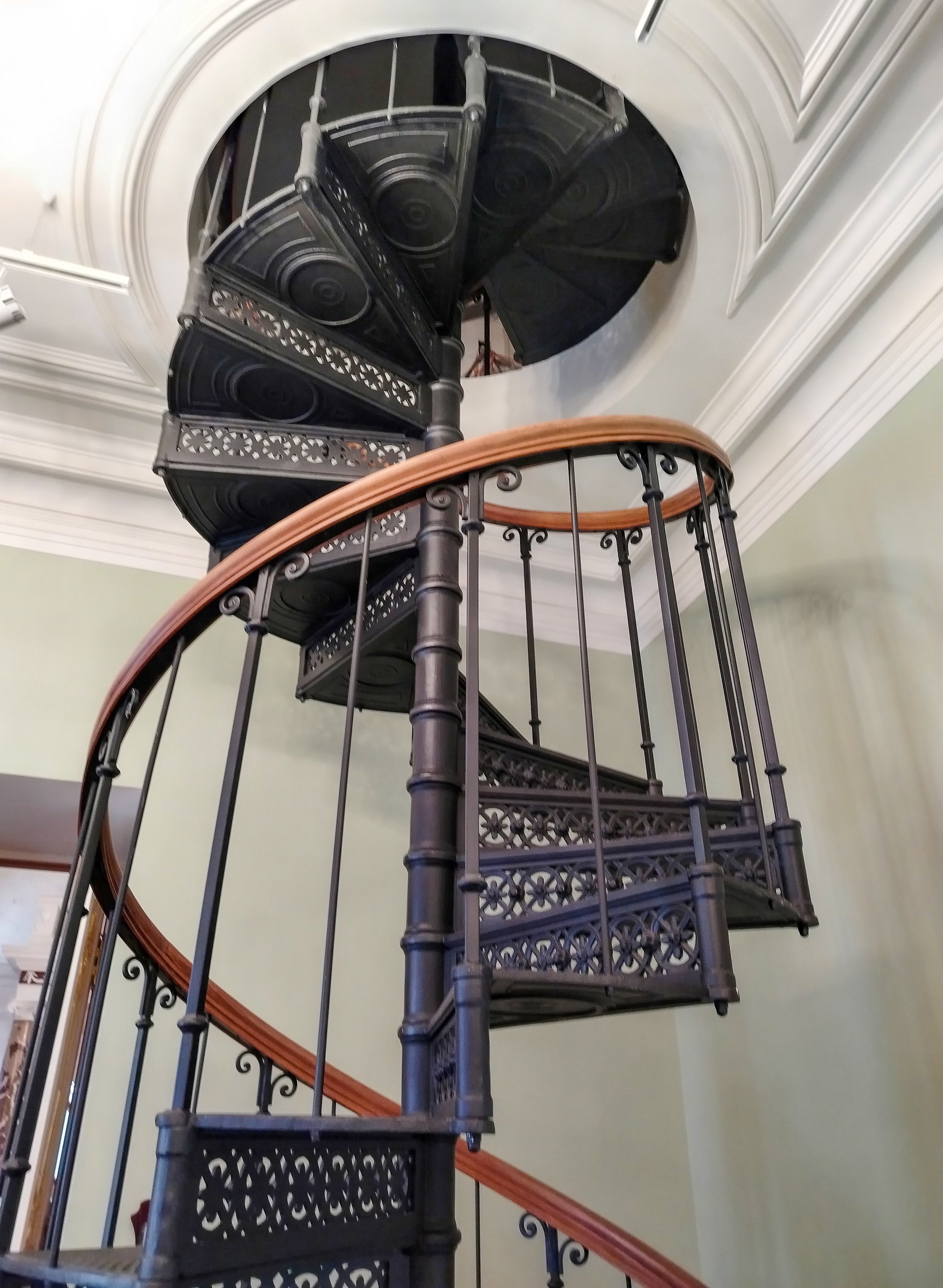 metal-spiral-staircase-closeup-vertical.jpg
