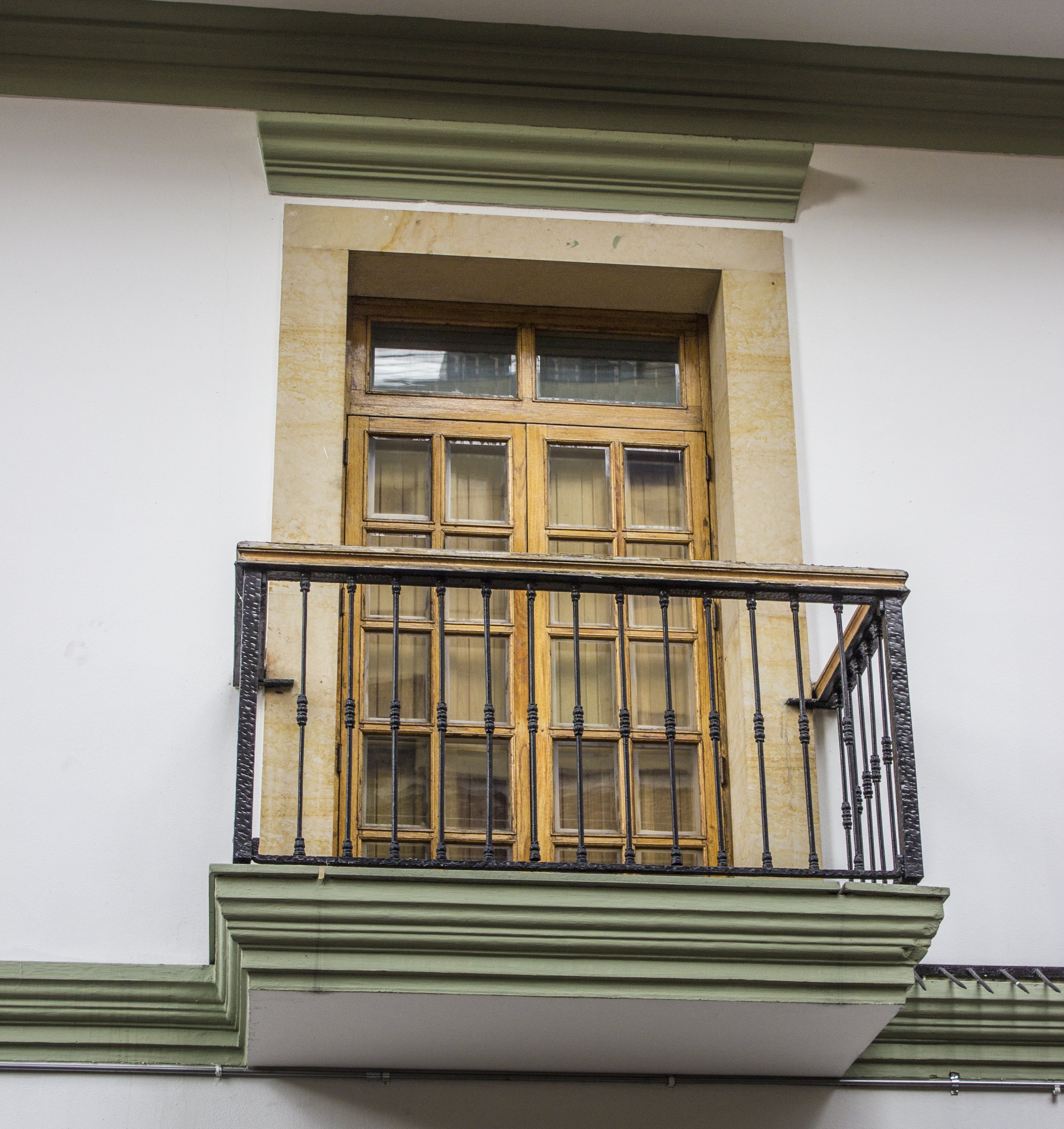 low-angle-view-balcony.jpg