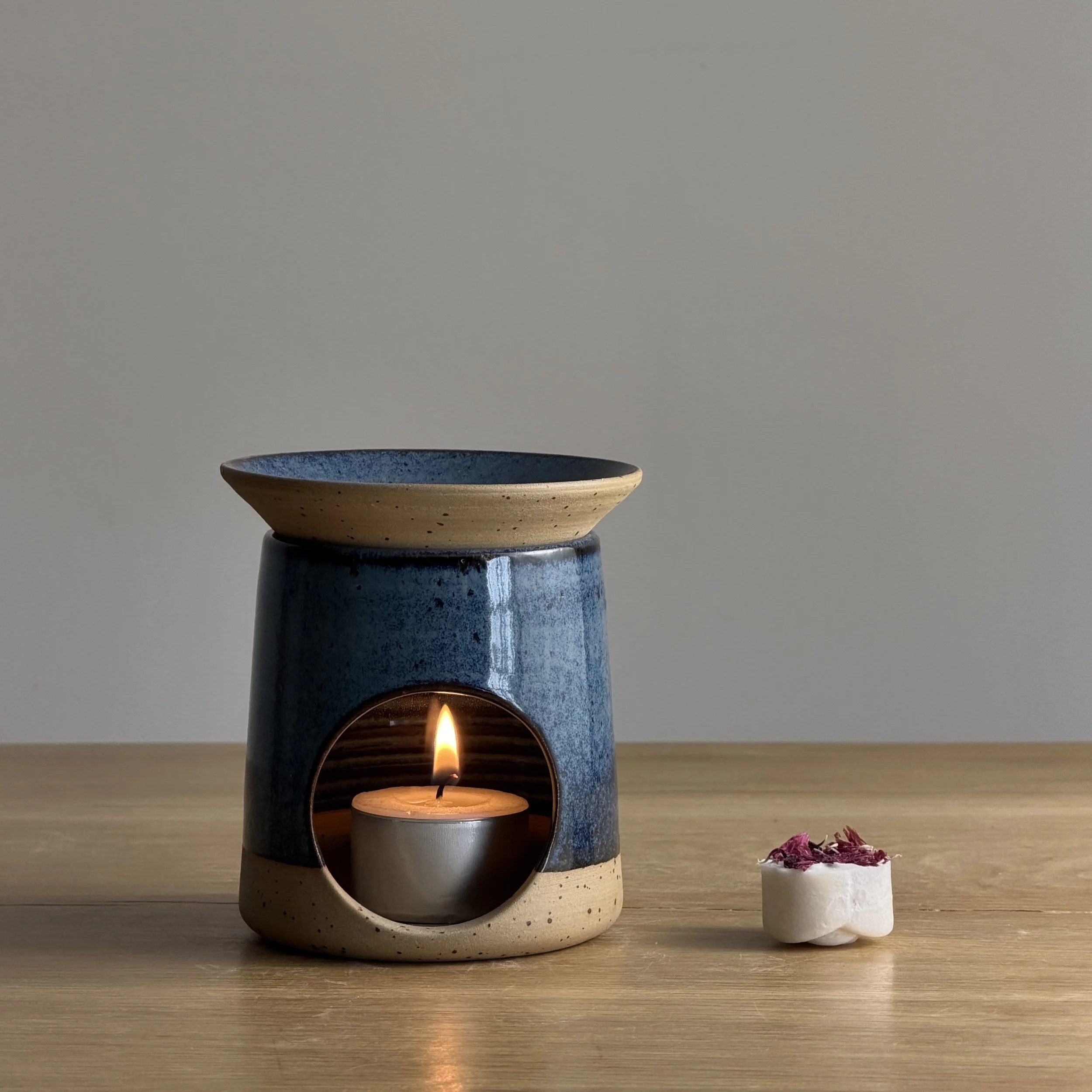 Handmade Oil & Wax Burner - Blue