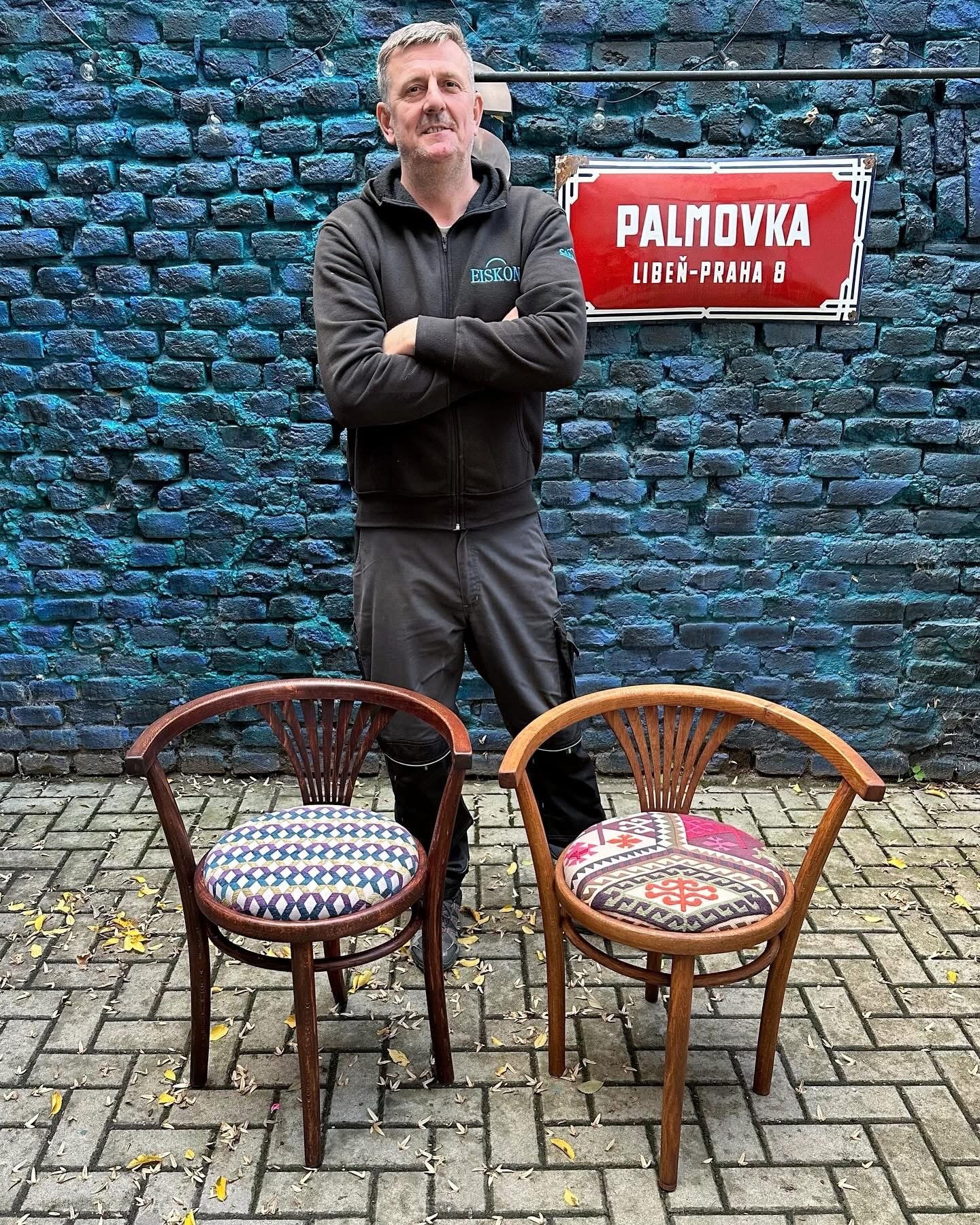 Účastník kurzu Zrenovujte si thonetku
