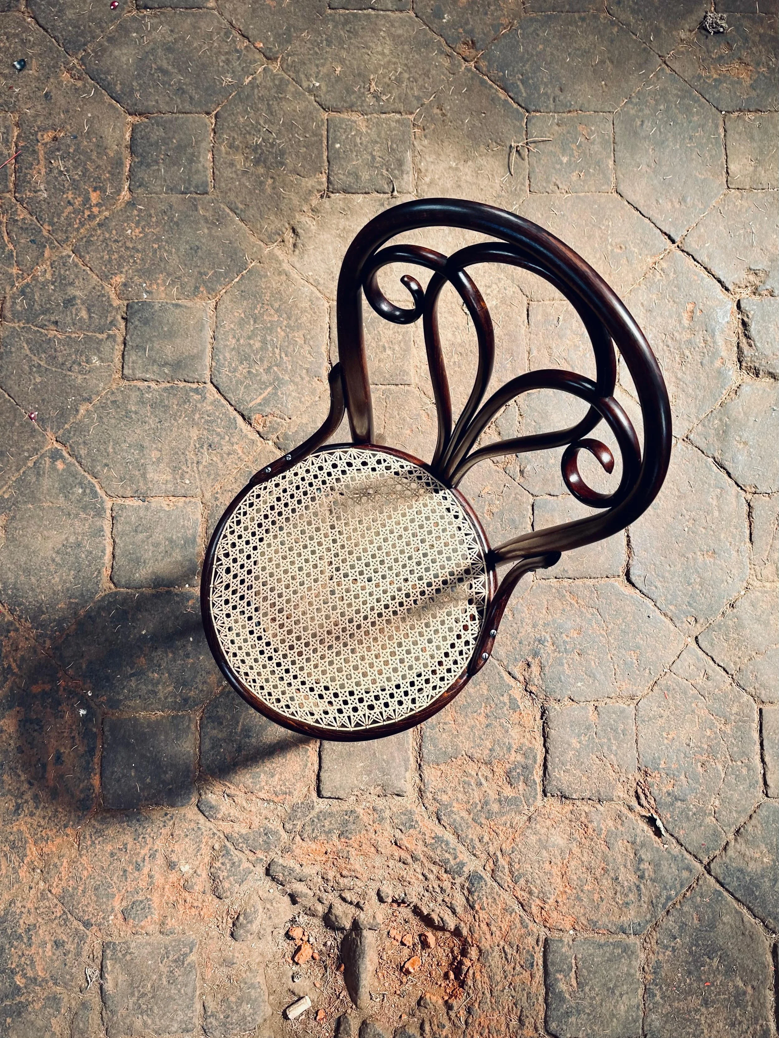 Židle Thonet z ohýbaného dřeva