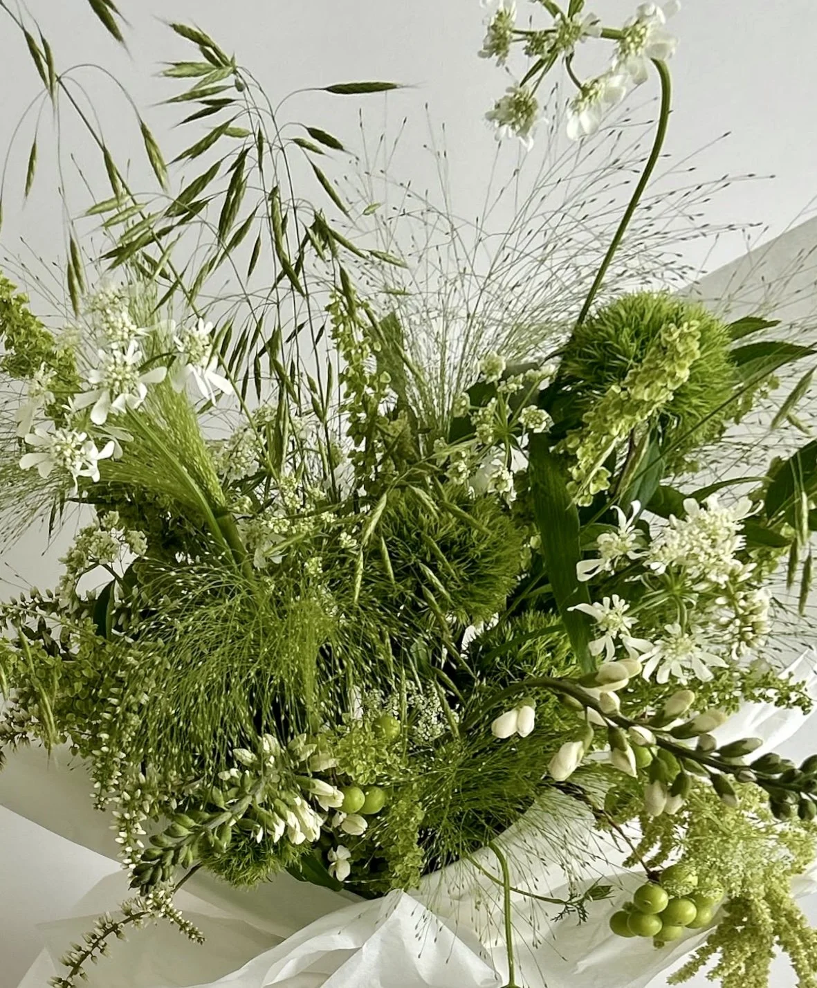 airy / natural
