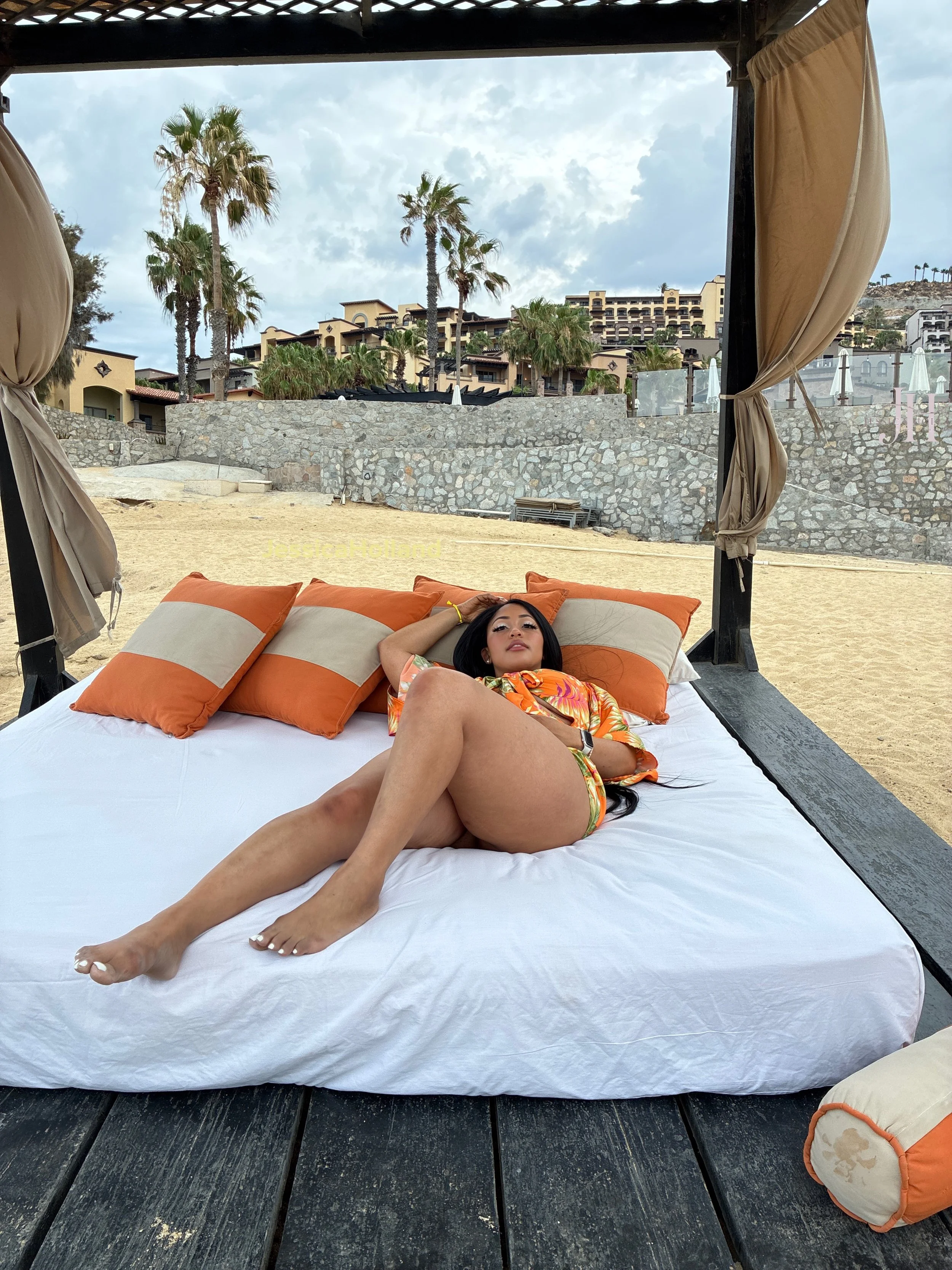 colorful-resort-outfit-cabo-mexico.jpg