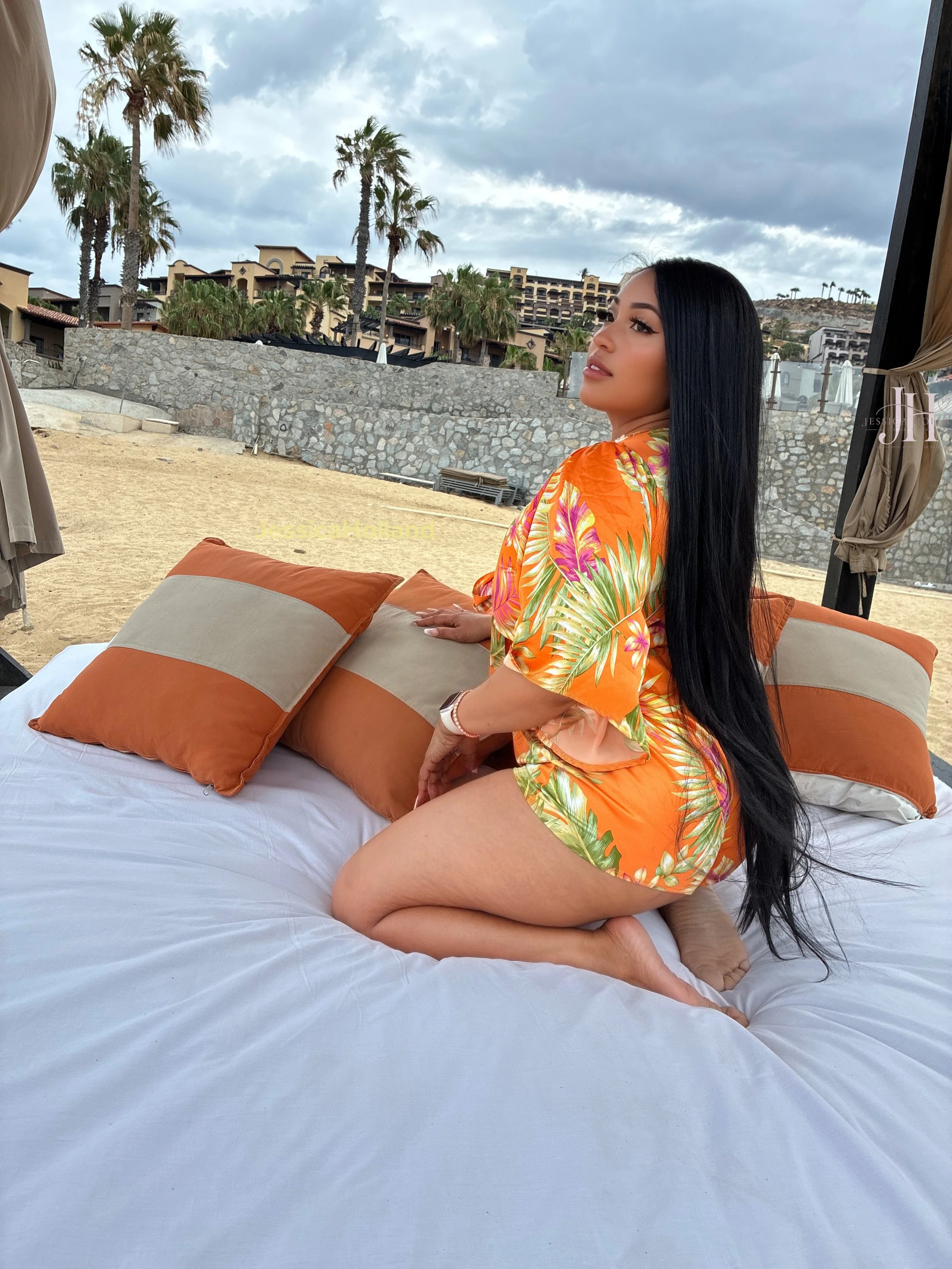 mexico-vacation-outfit-orange-set.jpg