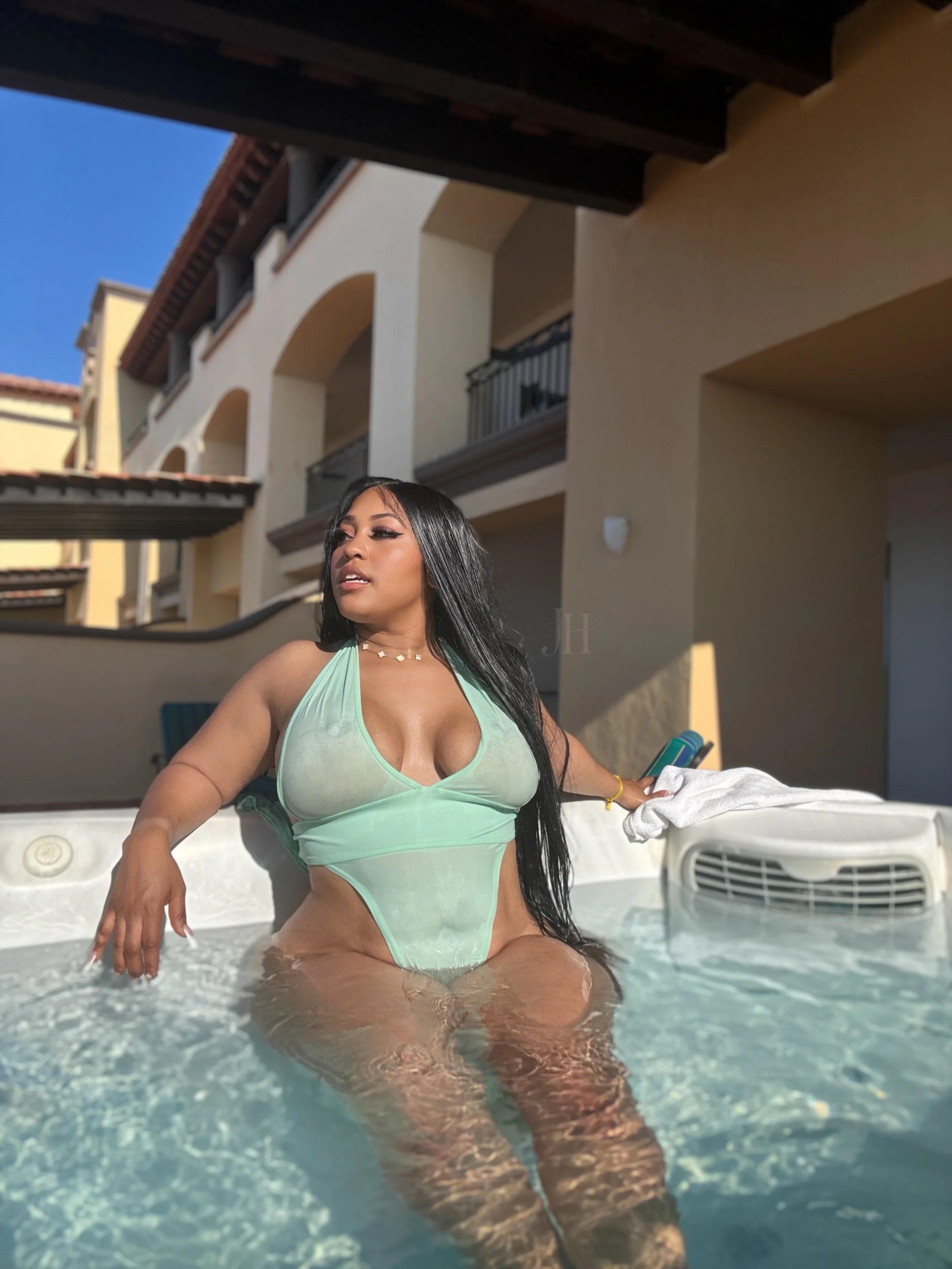 CaboHotTubBackground.jpeg