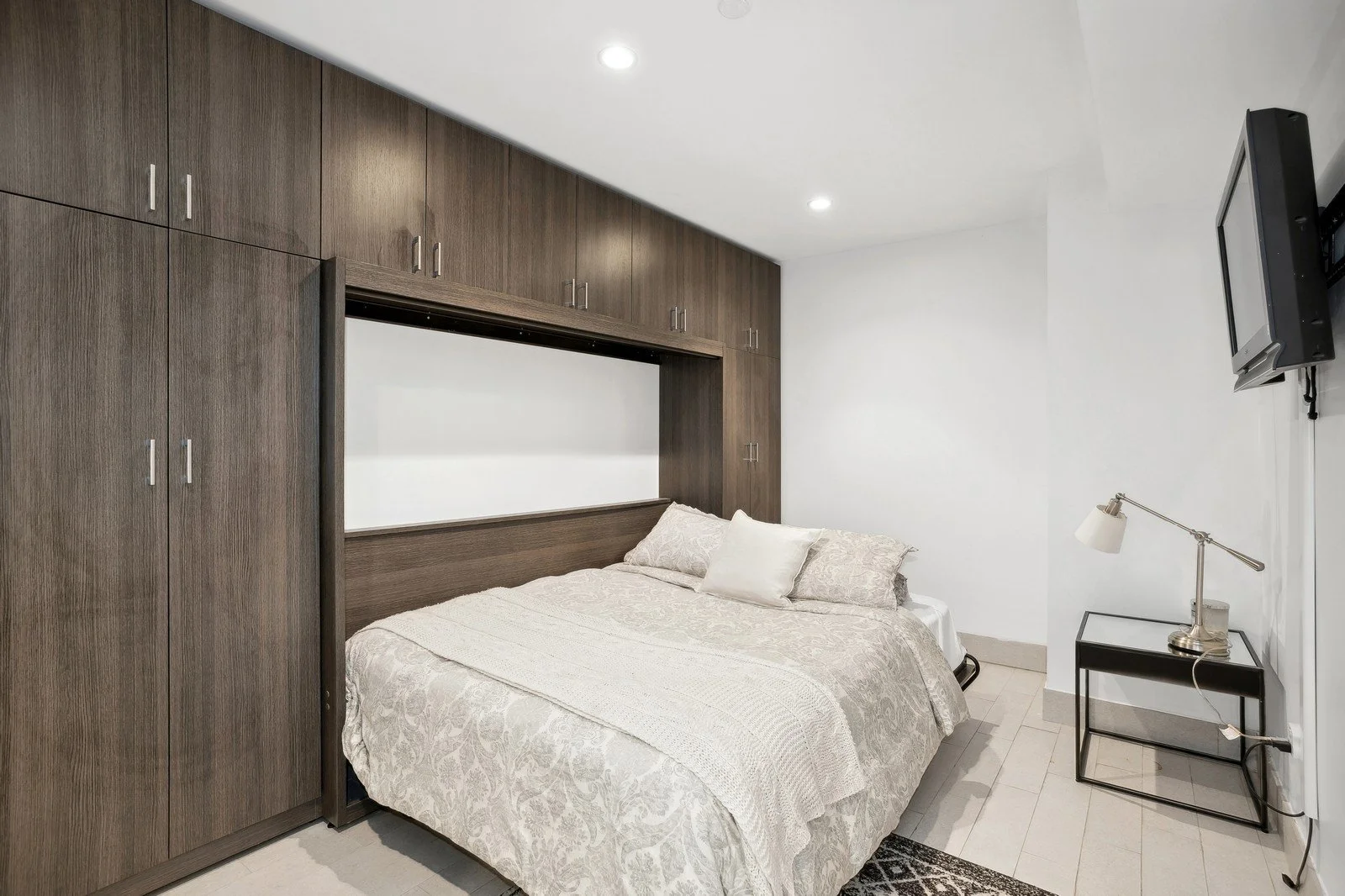 09_79EagleStreet_1R_15_GuestBedroom_Large.jpg