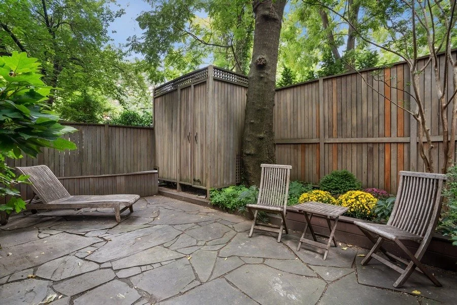8_463-West-21st-Street-1_Back-Yard_Web.jpg