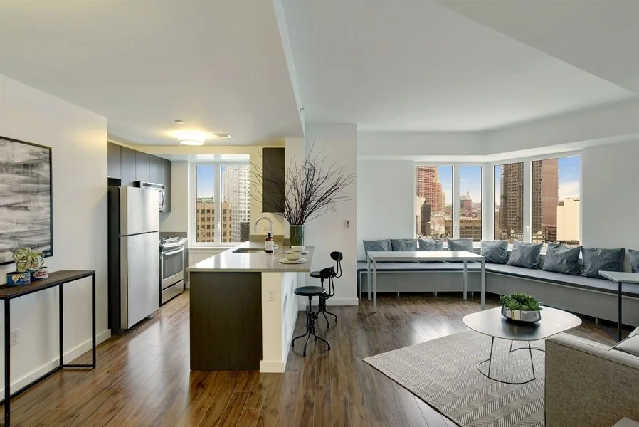 Refined living atop Brooklyn’s newest center, City Point. Designed by COOKFOX, featuring an award-winning custom zinc-clad facade. 