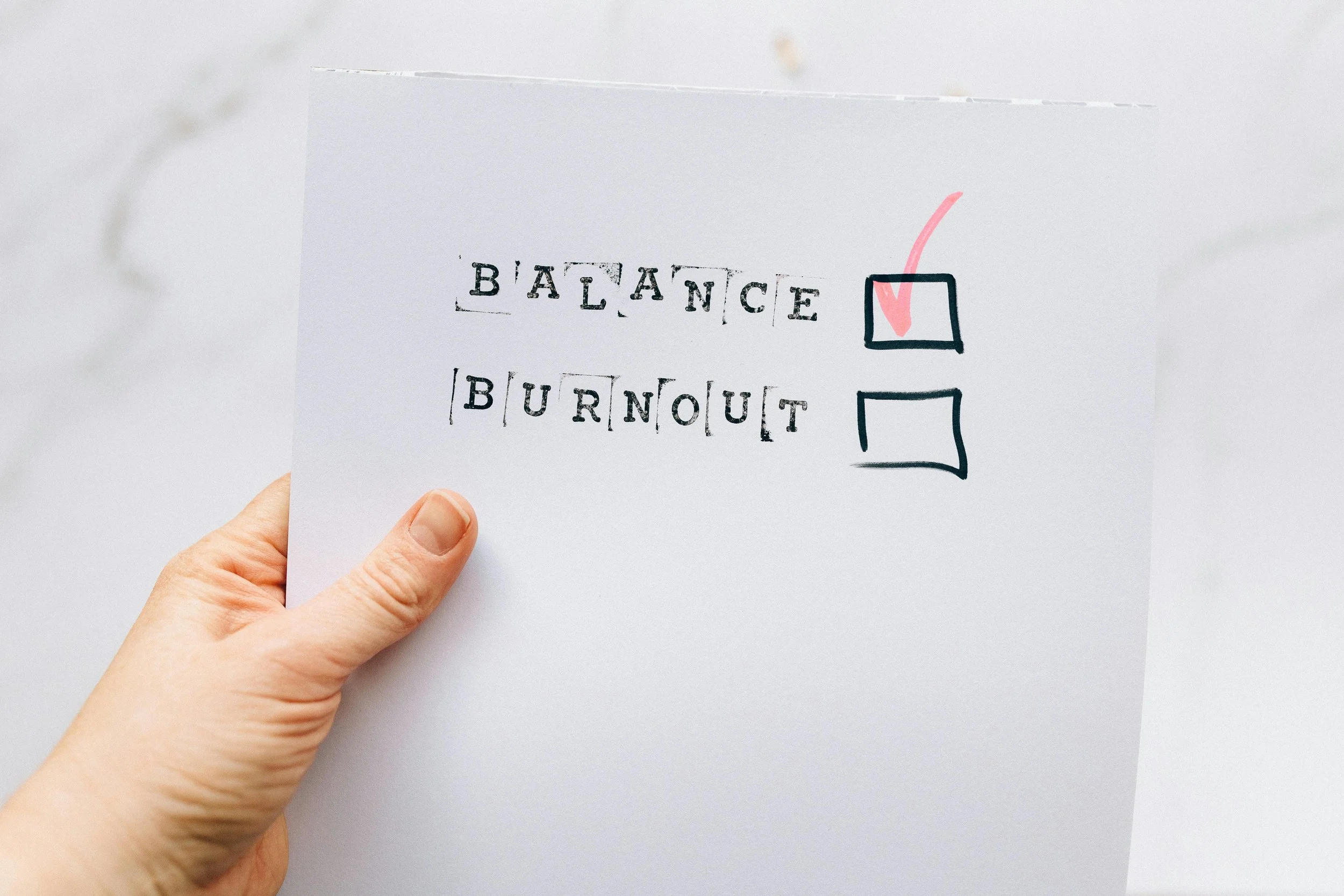 Case Study: Designing "The Resilient Workflow" – A Service Design Approach to Corporate Burnout