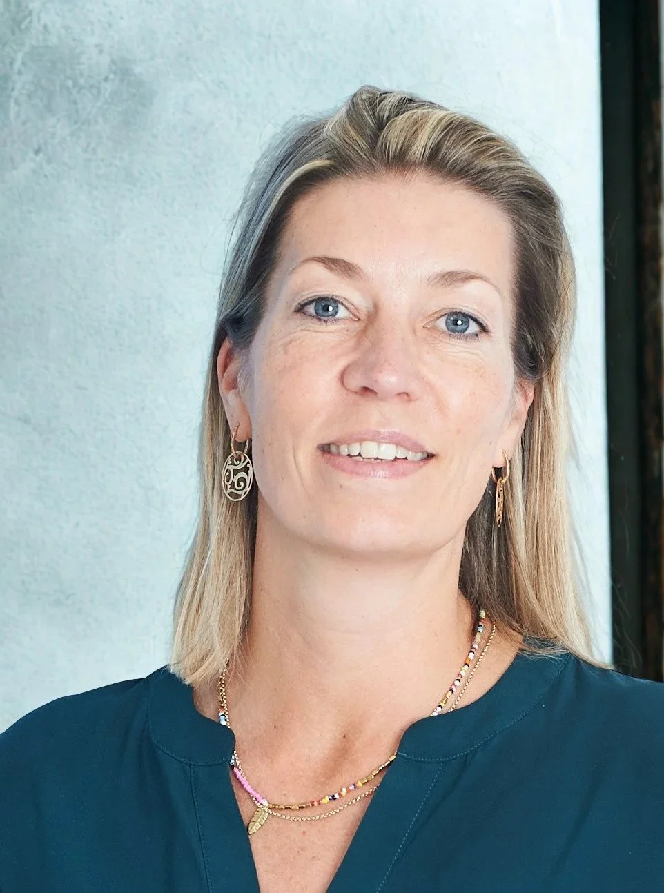 Ies Jaspers is inzetbaar als fractional CMO/CCO en werkt op directieniveau om het bedrijf te ondersteunen, zowel strategisch of als overbruggings CMO/CCO. Zowel interim als fractional, hand-on, beschikbaar voor marketing en commerciele vraagstukken