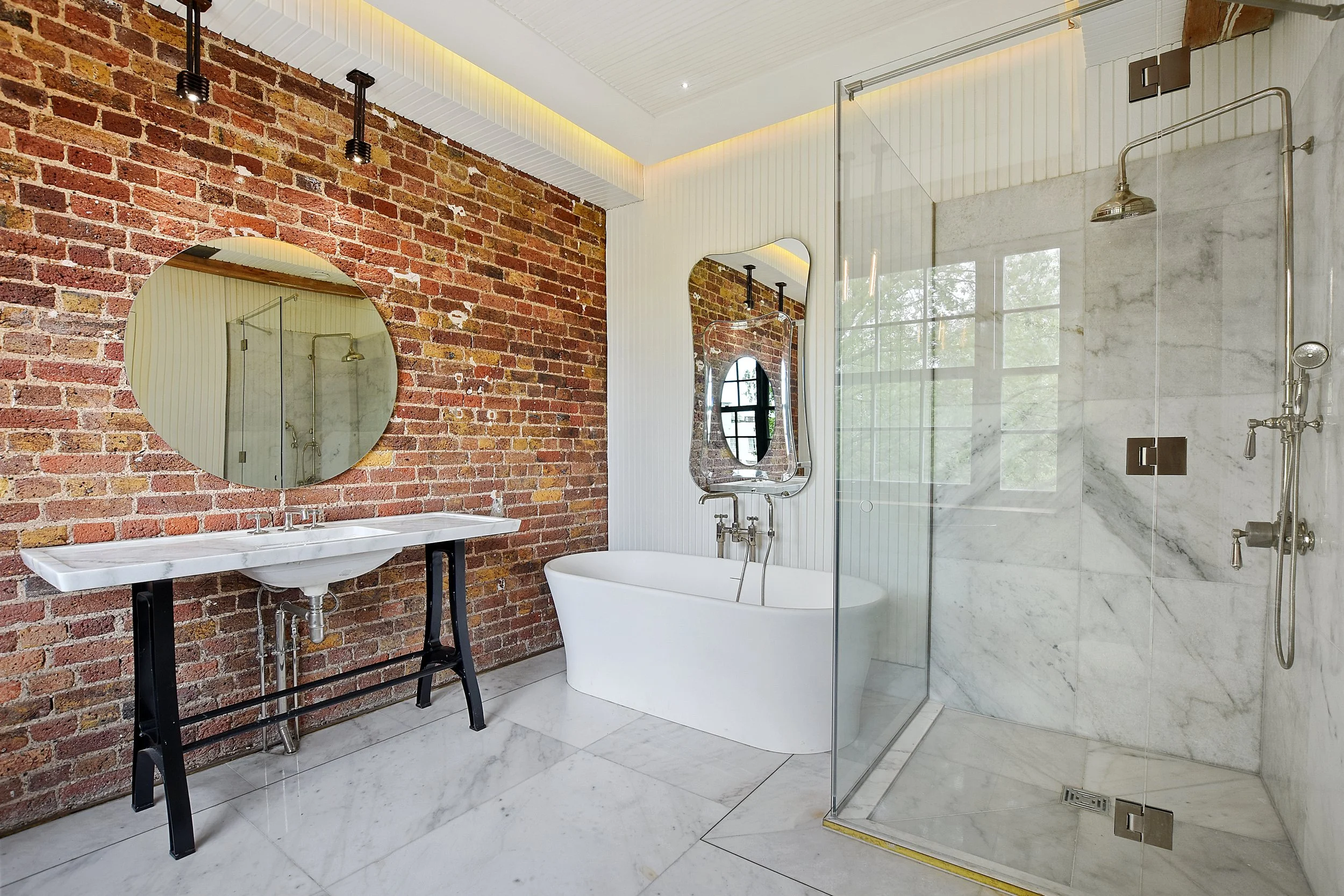 def8bc16-1b8d-4b6f-bcdb-ee784d20b66aGCHEL - 4 Chappell Lofts - Ensuite -Original (3) (1).jpg