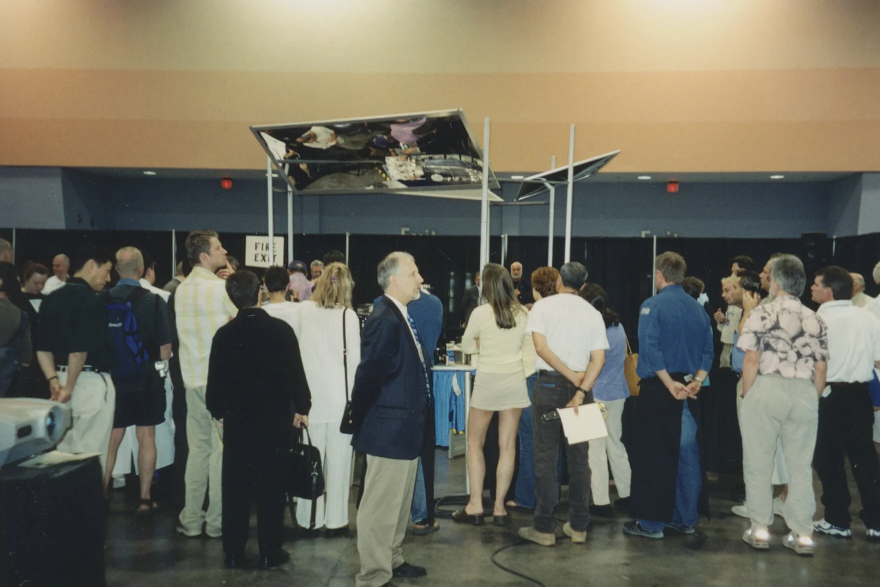 For spectators’ ease, mirrors were fitted above the espresso machines (Miami, 2001).