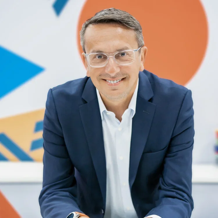 Yannis Apostolopoulos, Chief Executive Officer