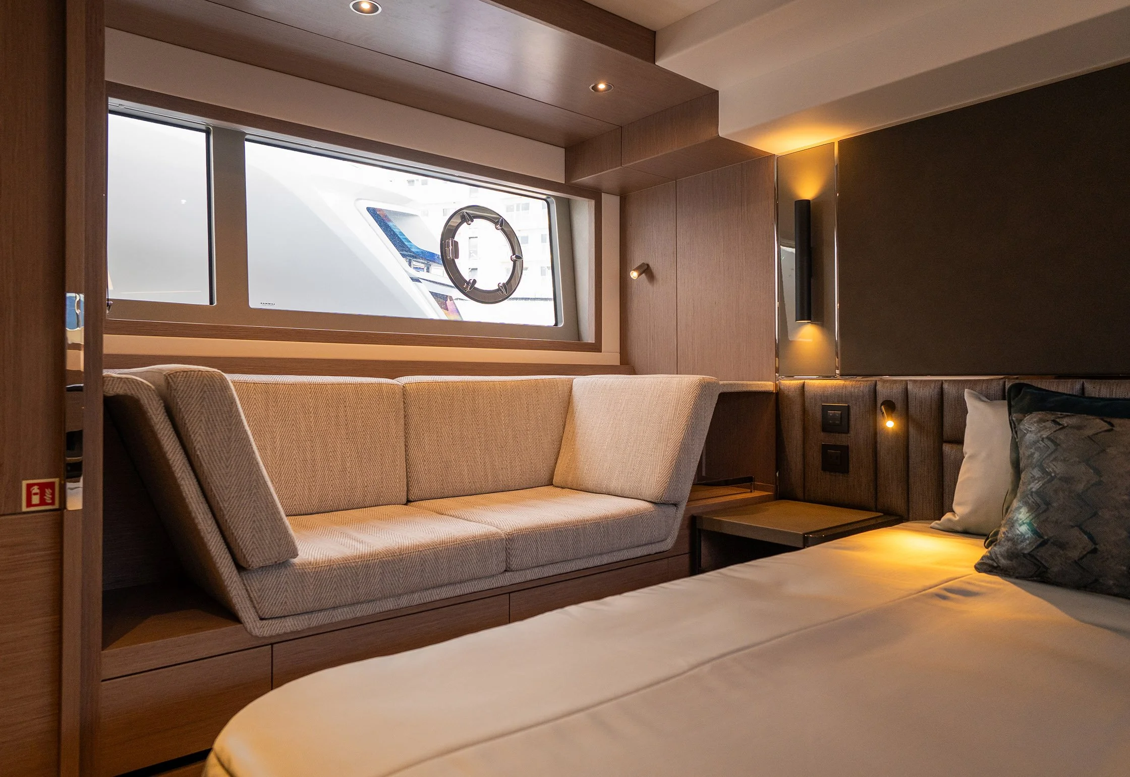 28 - Master Cabin.jpg